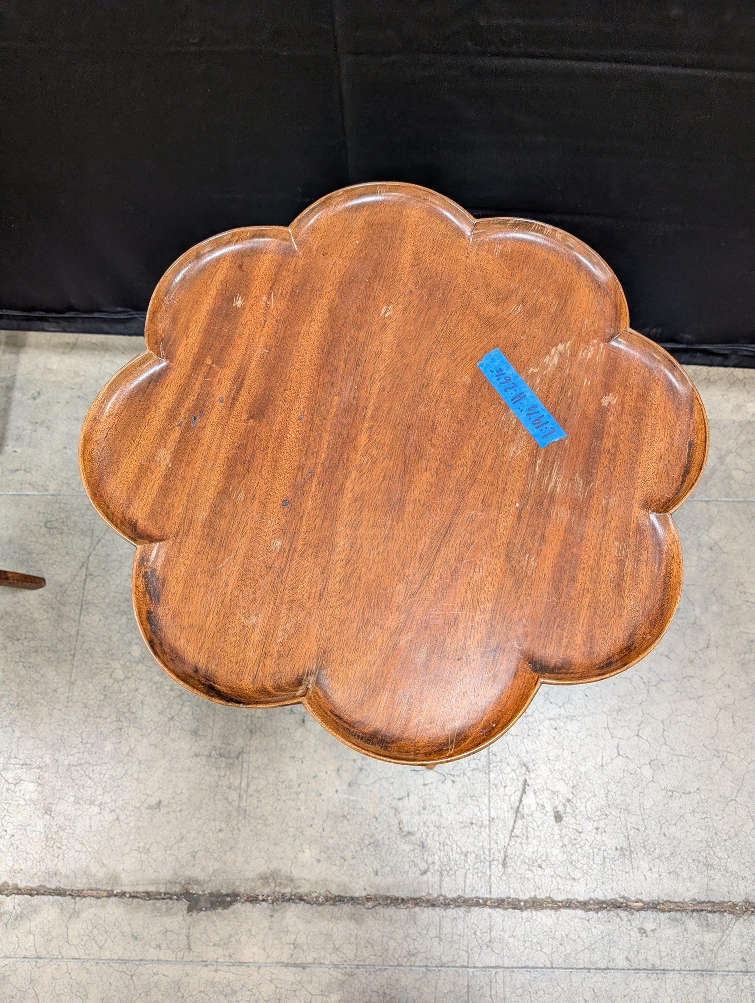 Scalloped Mahogany Pedestal End Table with Tripod Base