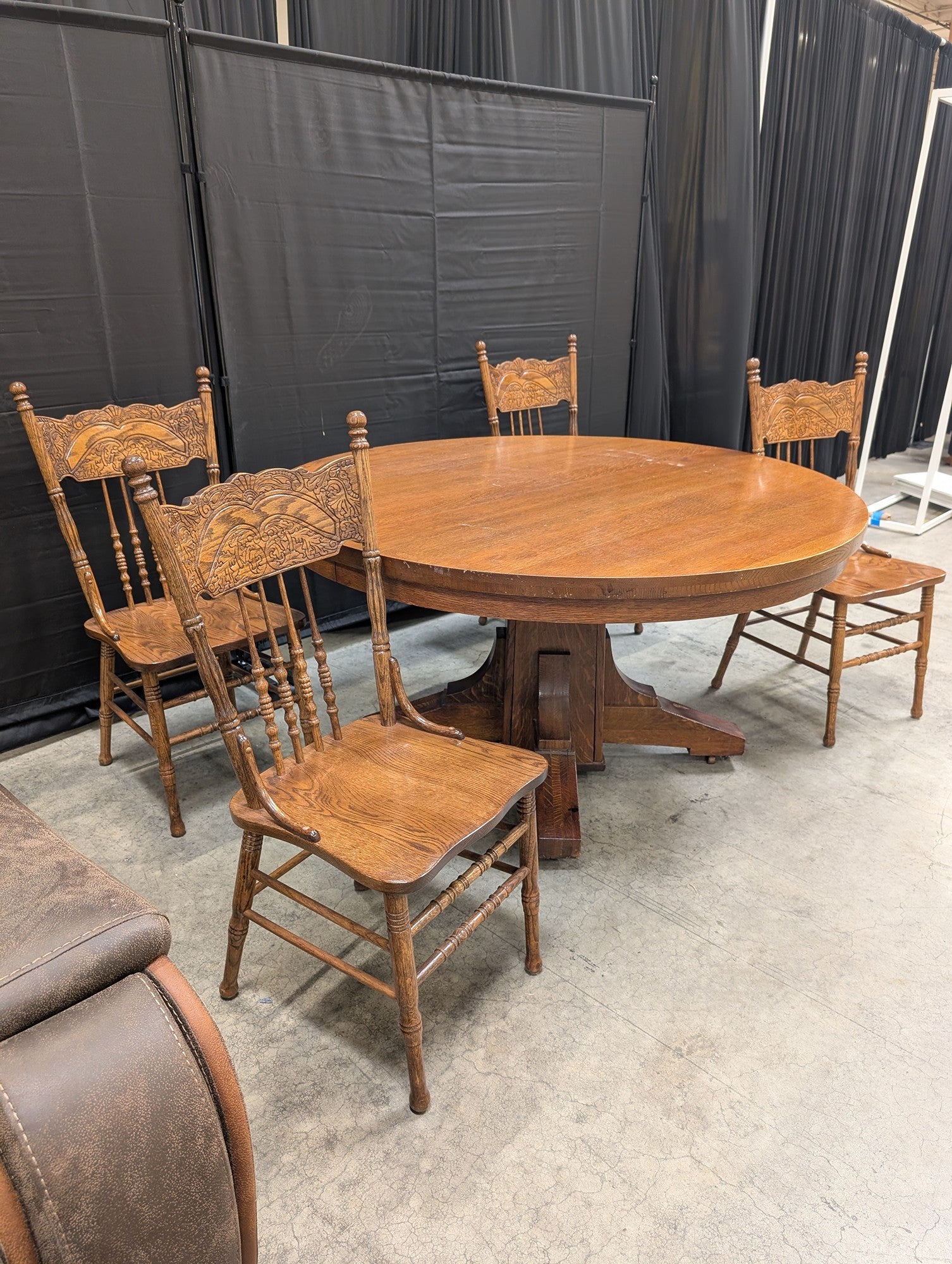 Traditional Carved Wood Pedestal Dining Table with Chairs