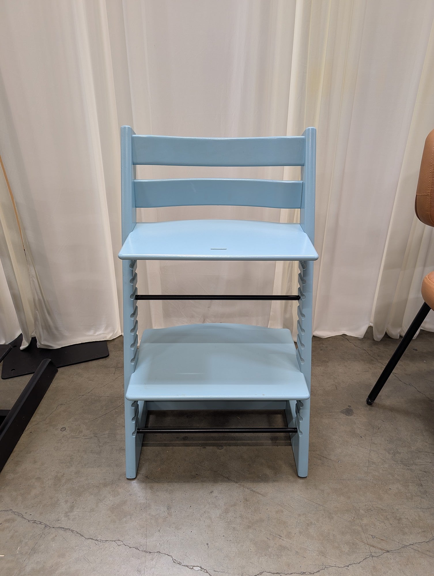 Light Blue Wooden Adjustable High Chair