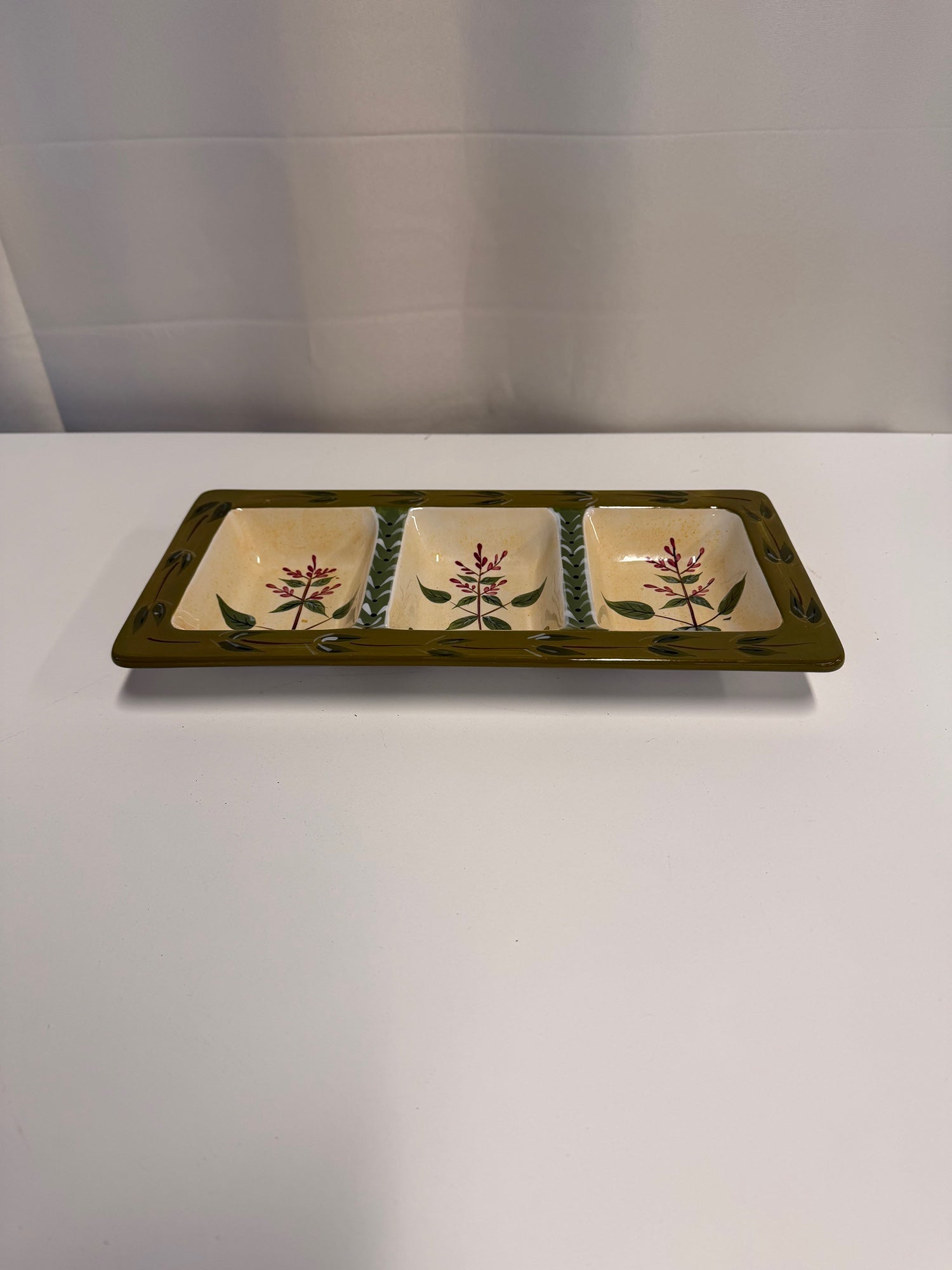 Certified International Oregano Herb Design Three-Compartment Serving Tray