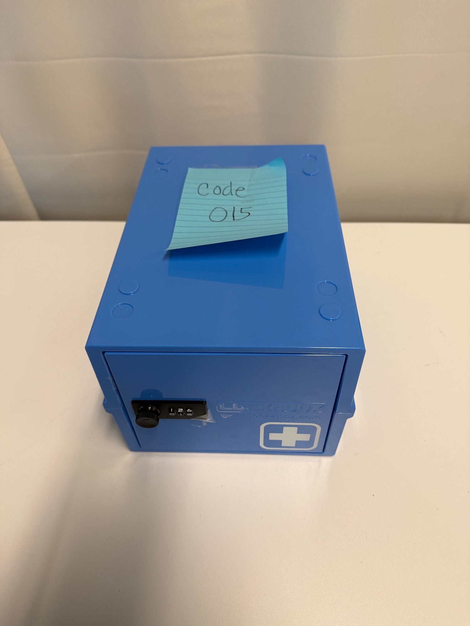 LOCKEBOX Secure Portable Storage Container with Combination Lock