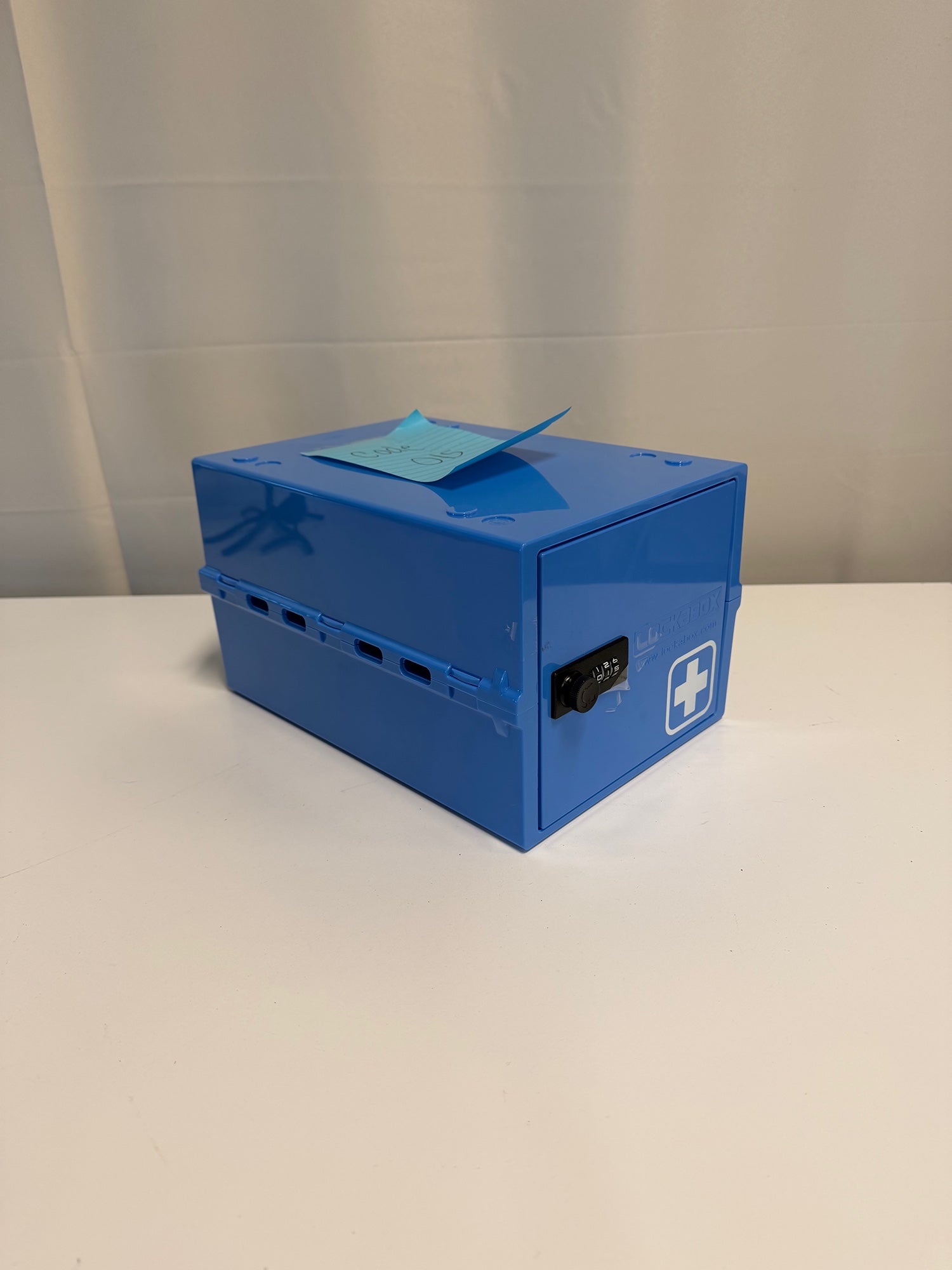 LOCKEBOX Secure Portable Storage Container with Combination Lock