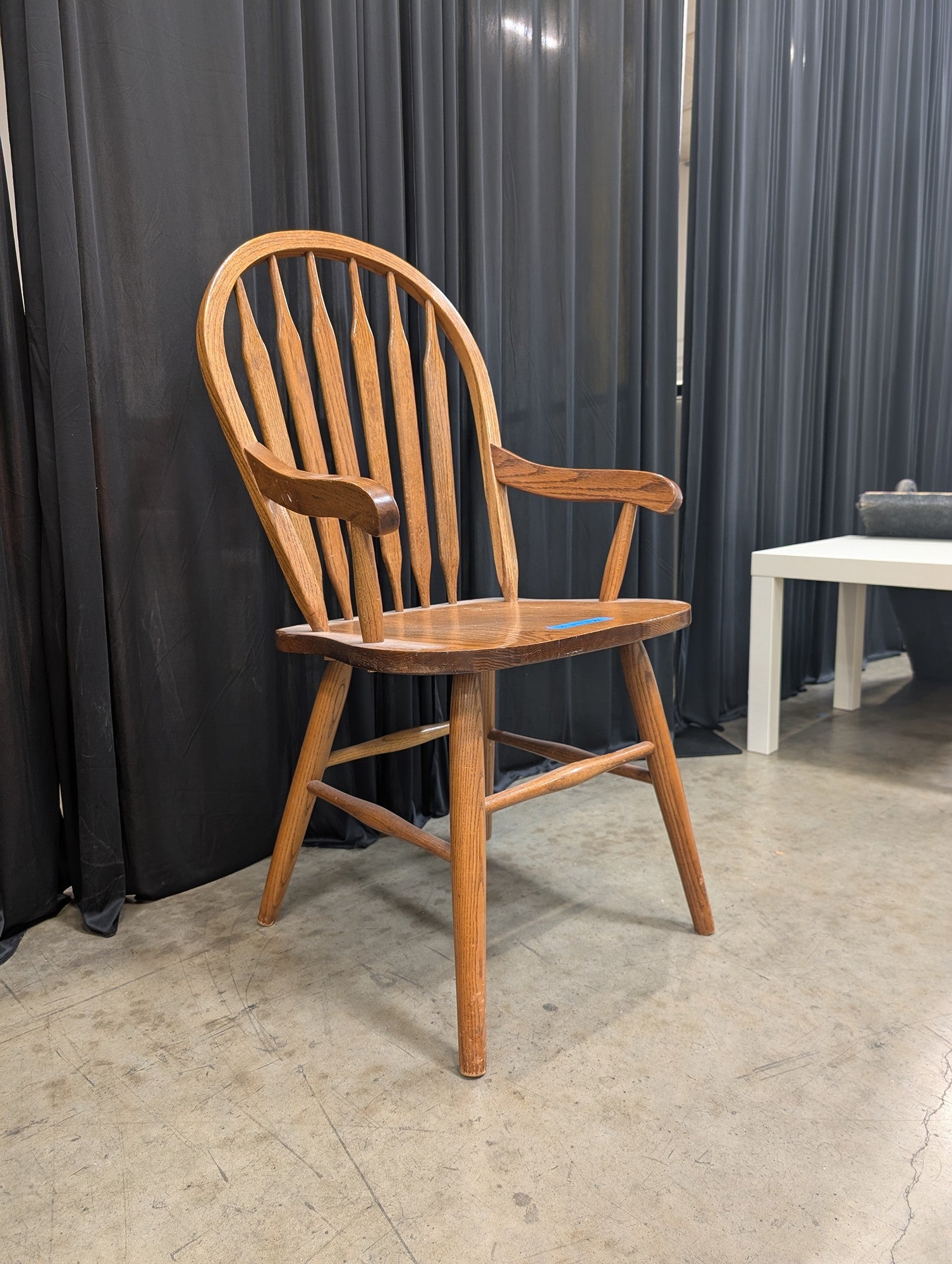 Vintage Windsor Armchair in Oak Wood