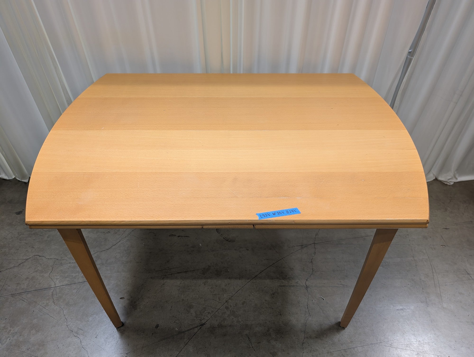 Scandinavian Style Extendable Dining Table in Light Wood