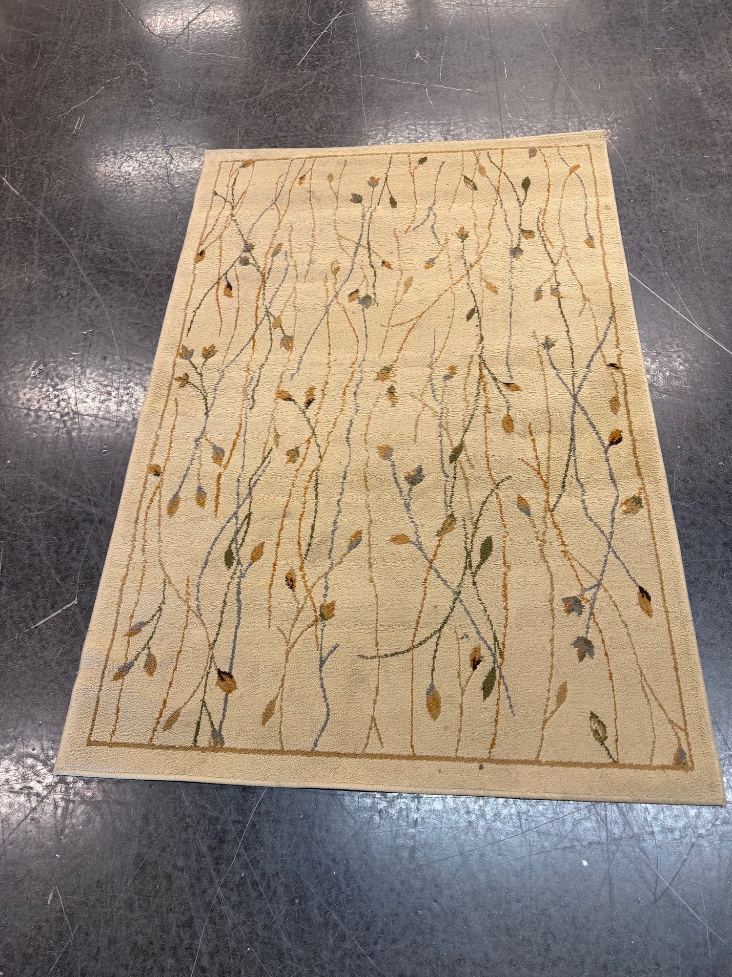 Nourison Ivory Botanical Branch 4 x 6 Area Rug in Polypropylene | Ariel Collection