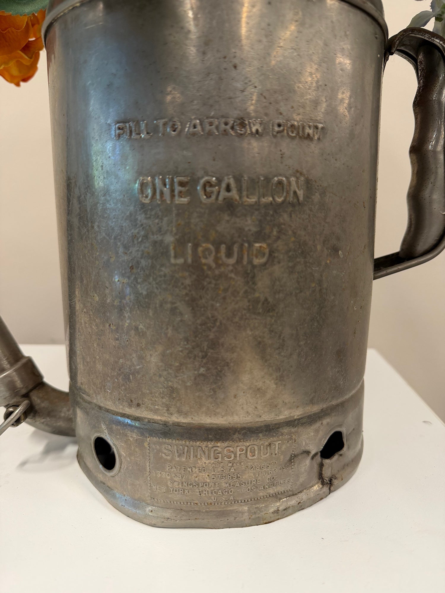 SWINGSPOUT Vintage One Gallon Metal Liquid Dispenser Watering Can