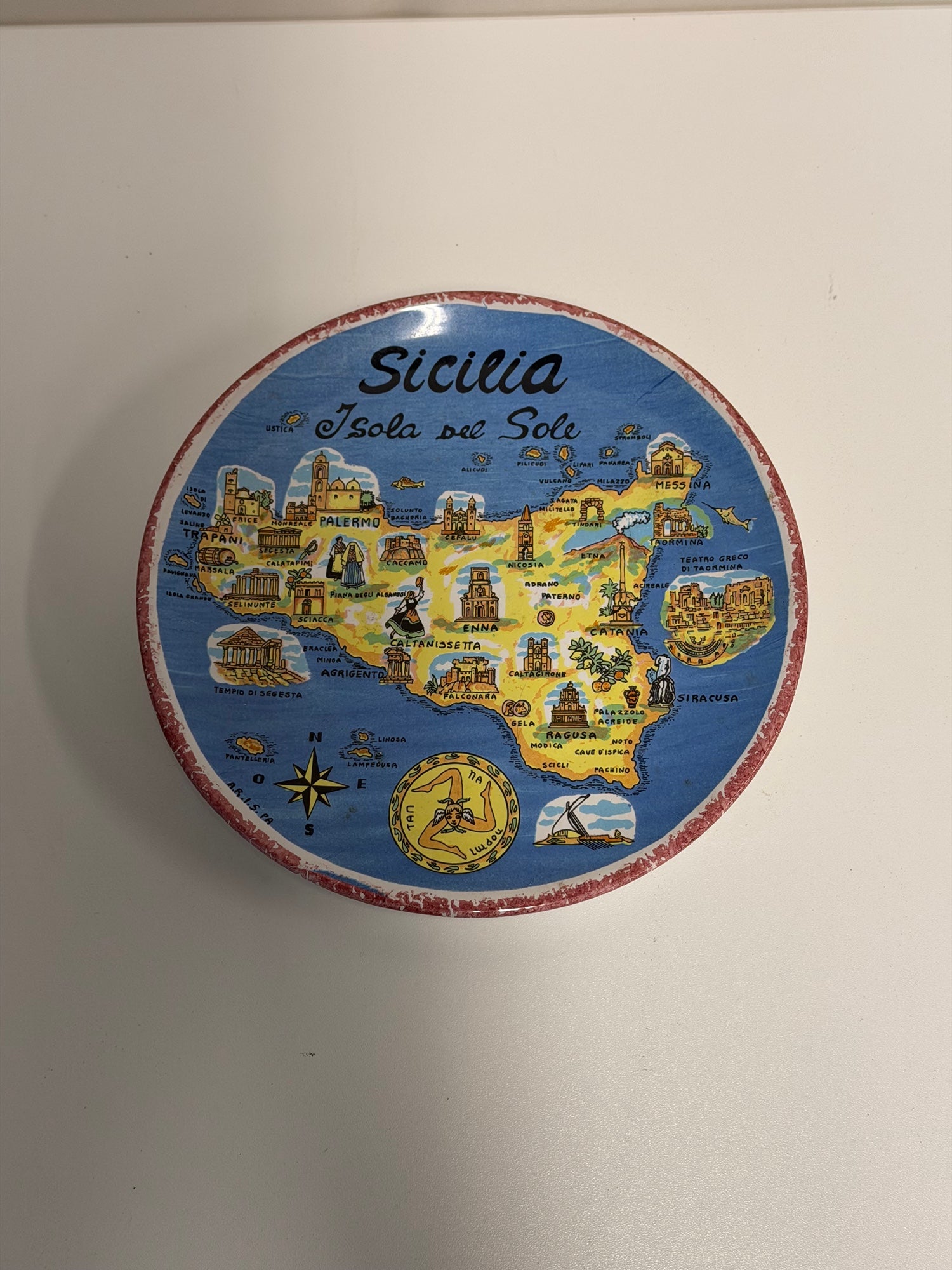 Colorful Sicilian Isola del Sole Map Decorative Plate