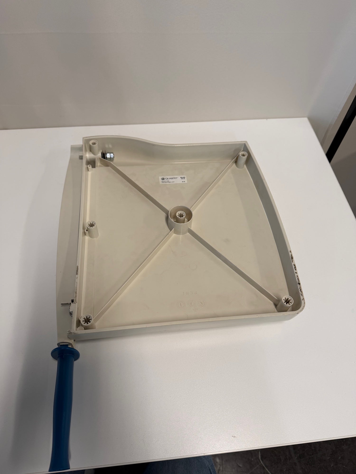 QUARTET Guillotine Paper Trimmer Model 9312 with Grid Base