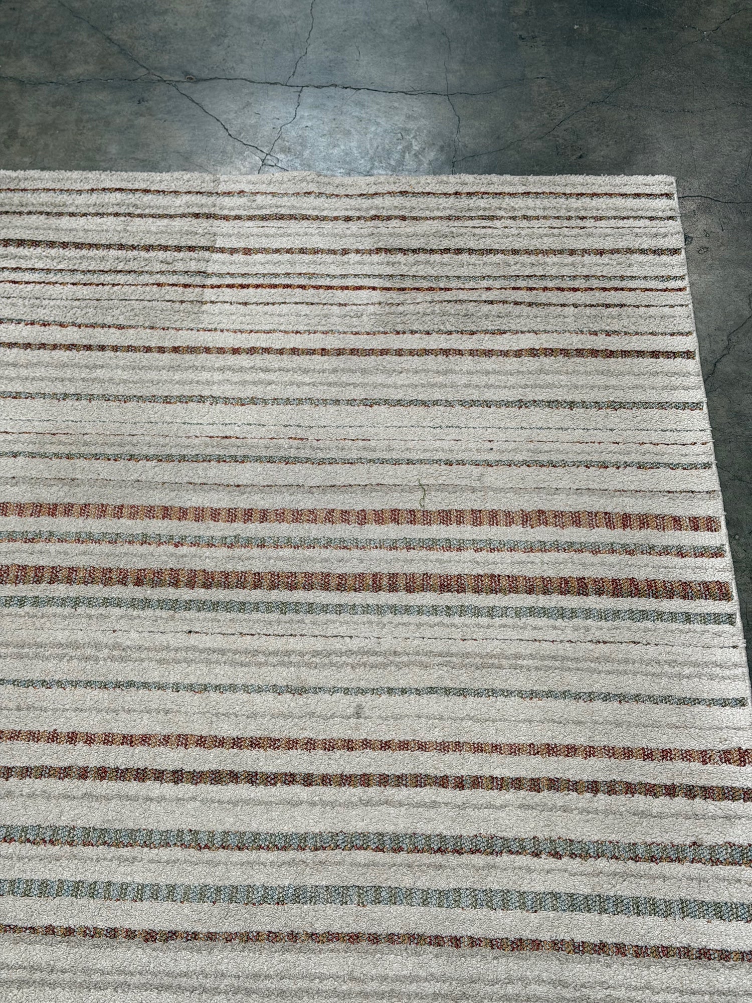 Fiesta Gertmenian Swirl Collection Striped Area Rug 5ft 3in x 7ft Polypropylene