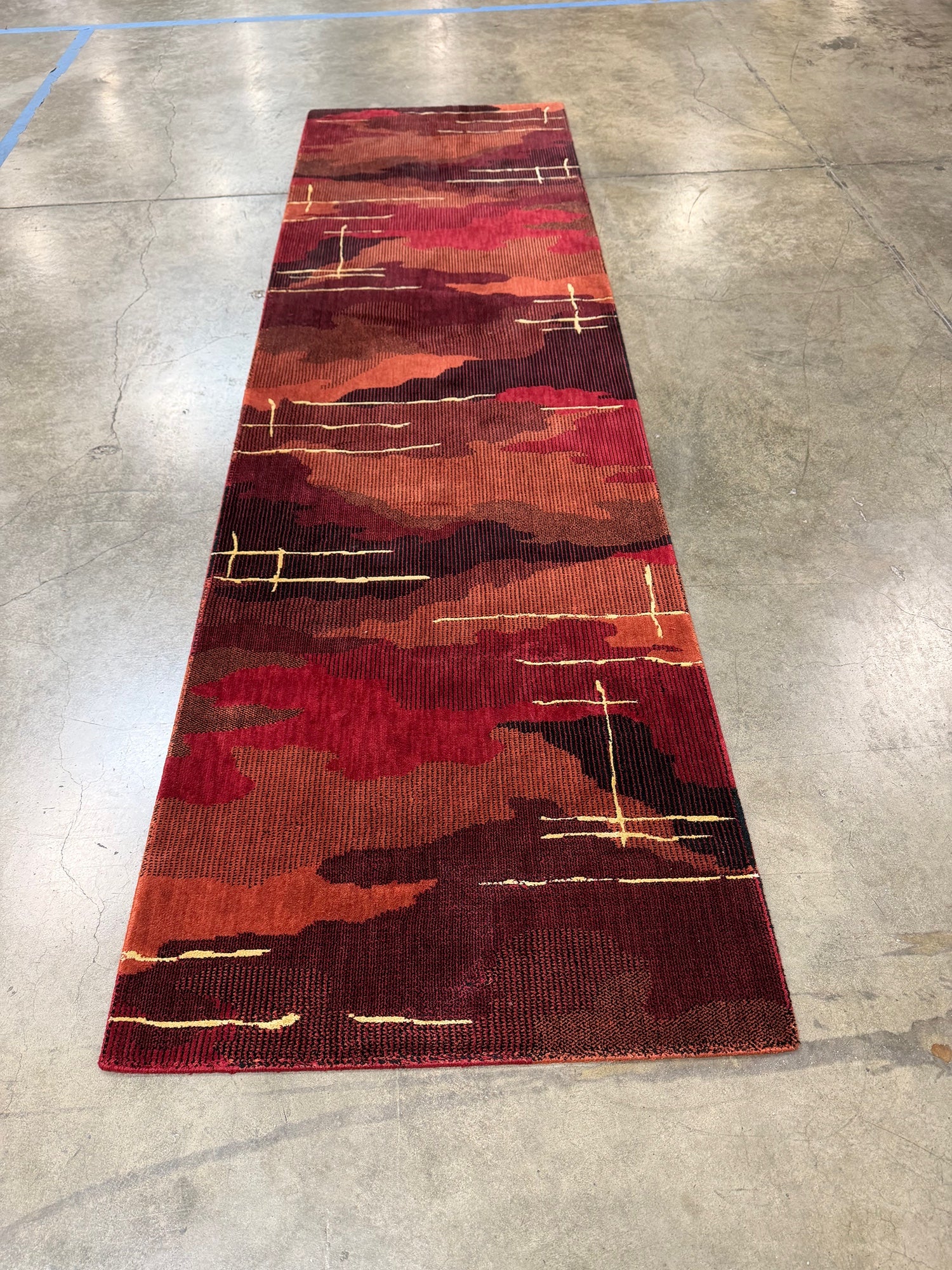 Nourison Parallels Luxurious Dynamic Abstract Runner Rug 2'3" x 8'