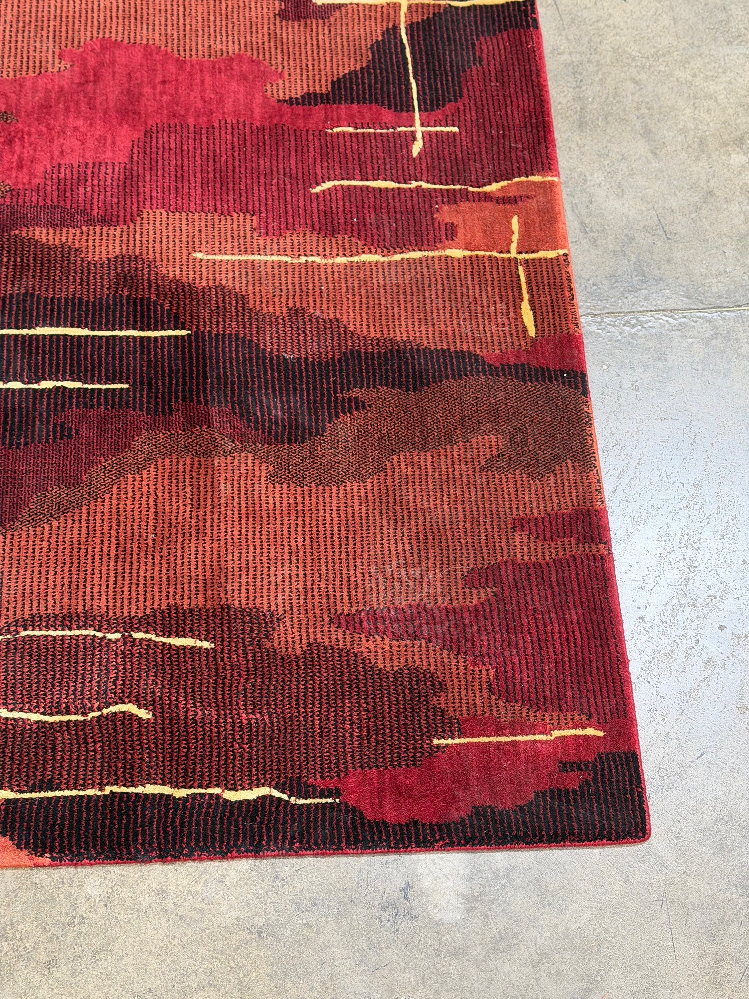 Nourison Parallels Luxurious Dynamic Abstract Runner Rug 2'3" x 8'