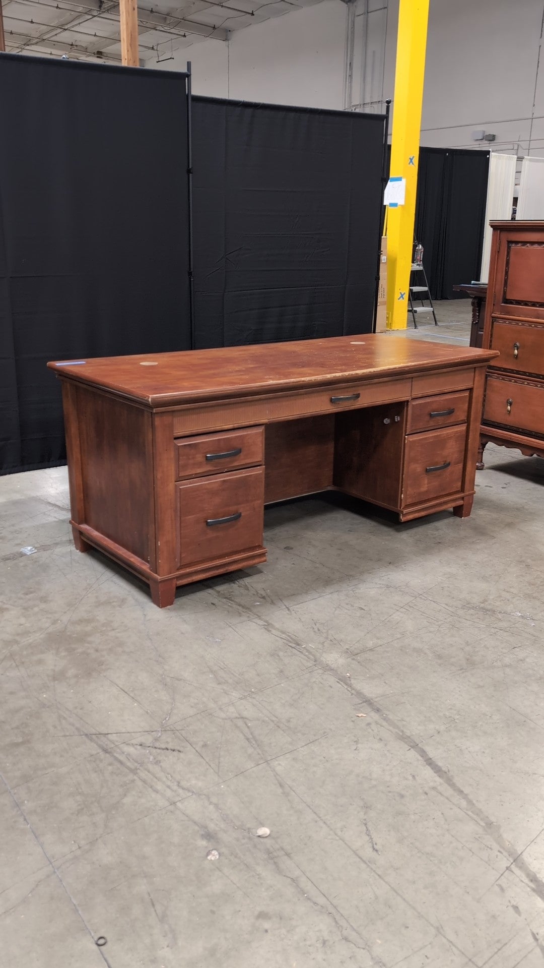 Traditional Brown Wood Five-Drawer Desk with Fluted Paneling