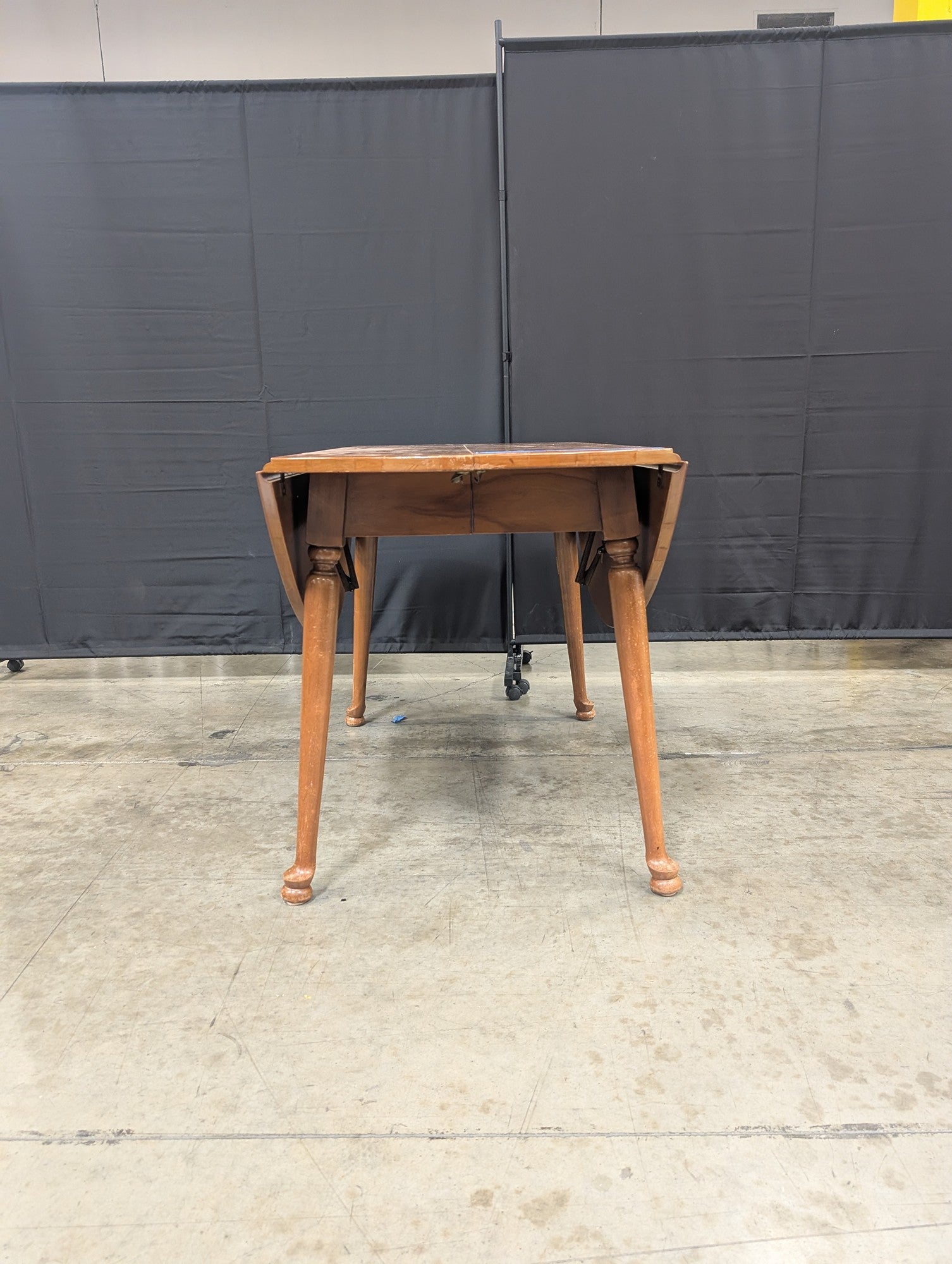 Honey Tone Drop-Leaf Dining Table in Wood