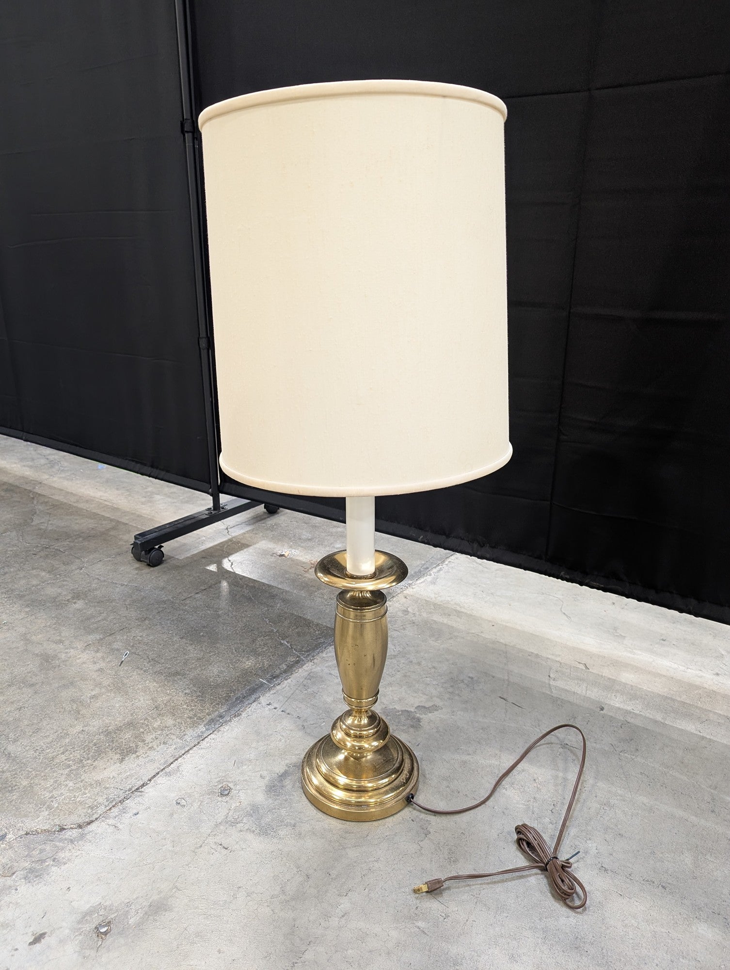 Traditional Brass Table Lamp with Cream Shade