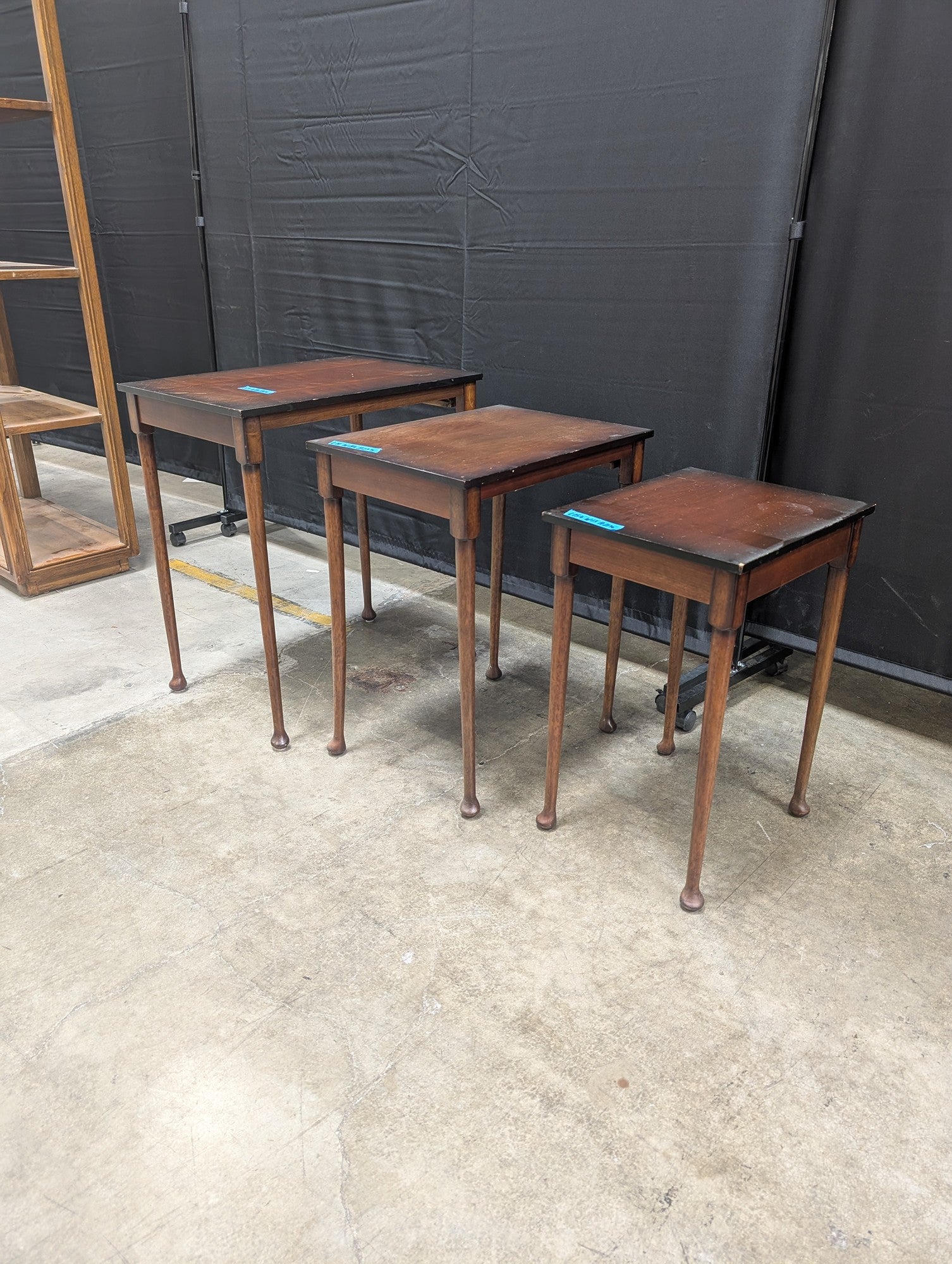 Traditional Dark Wood Nesting End Tables