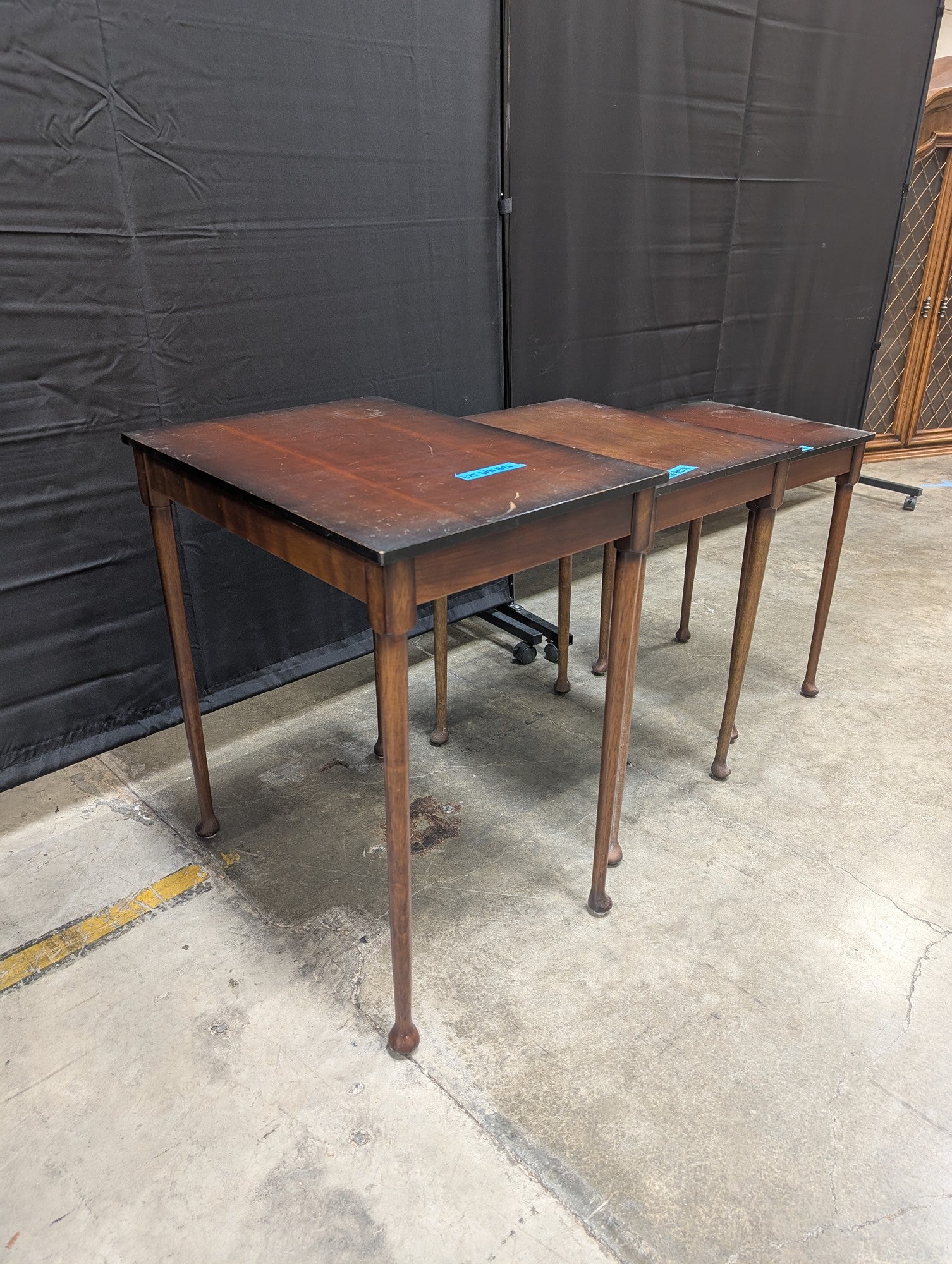 Traditional Dark Wood Nesting End Tables