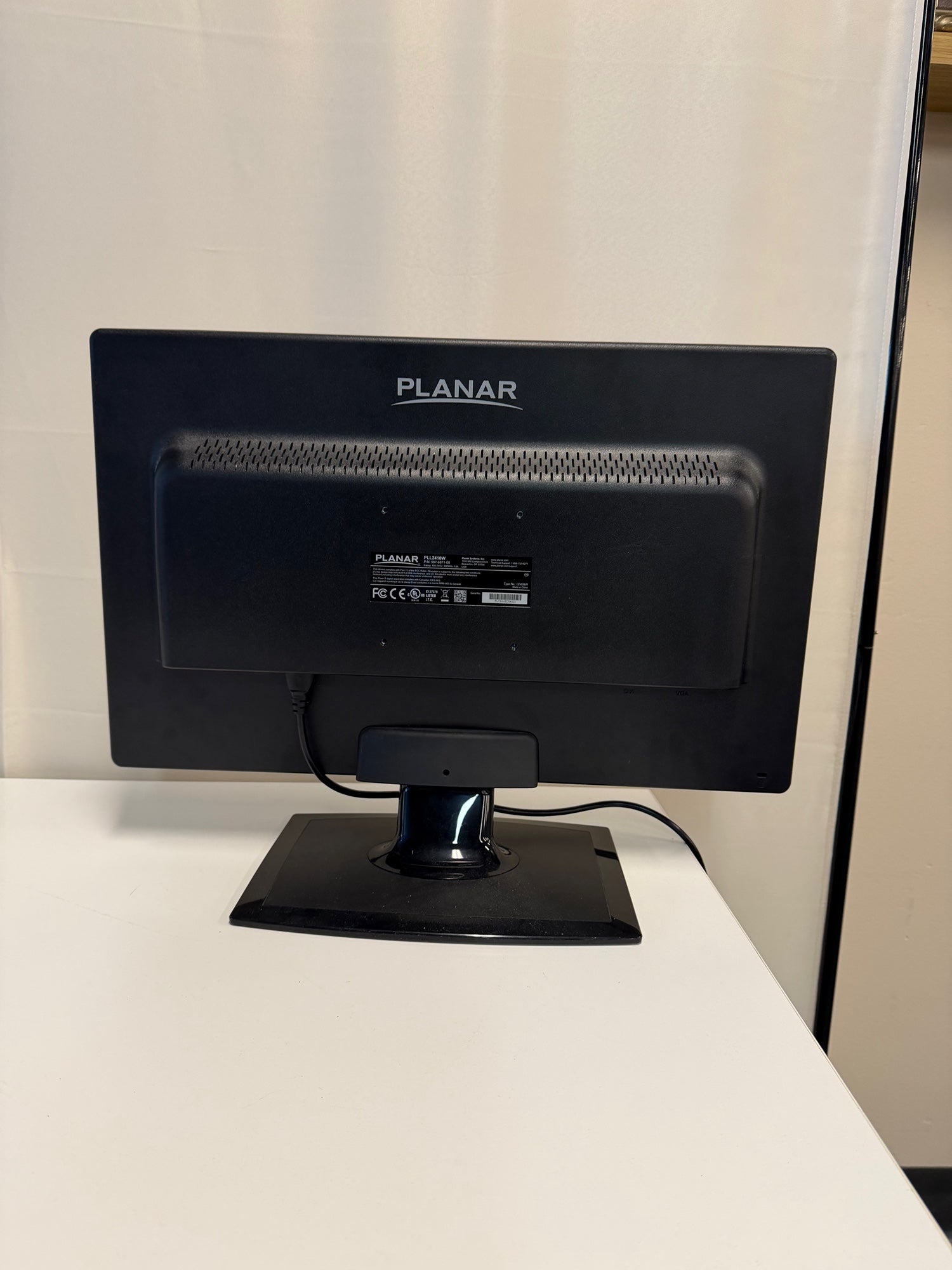 PLANAR 24 Inches Flat-Panel Monitor in Black Plastic