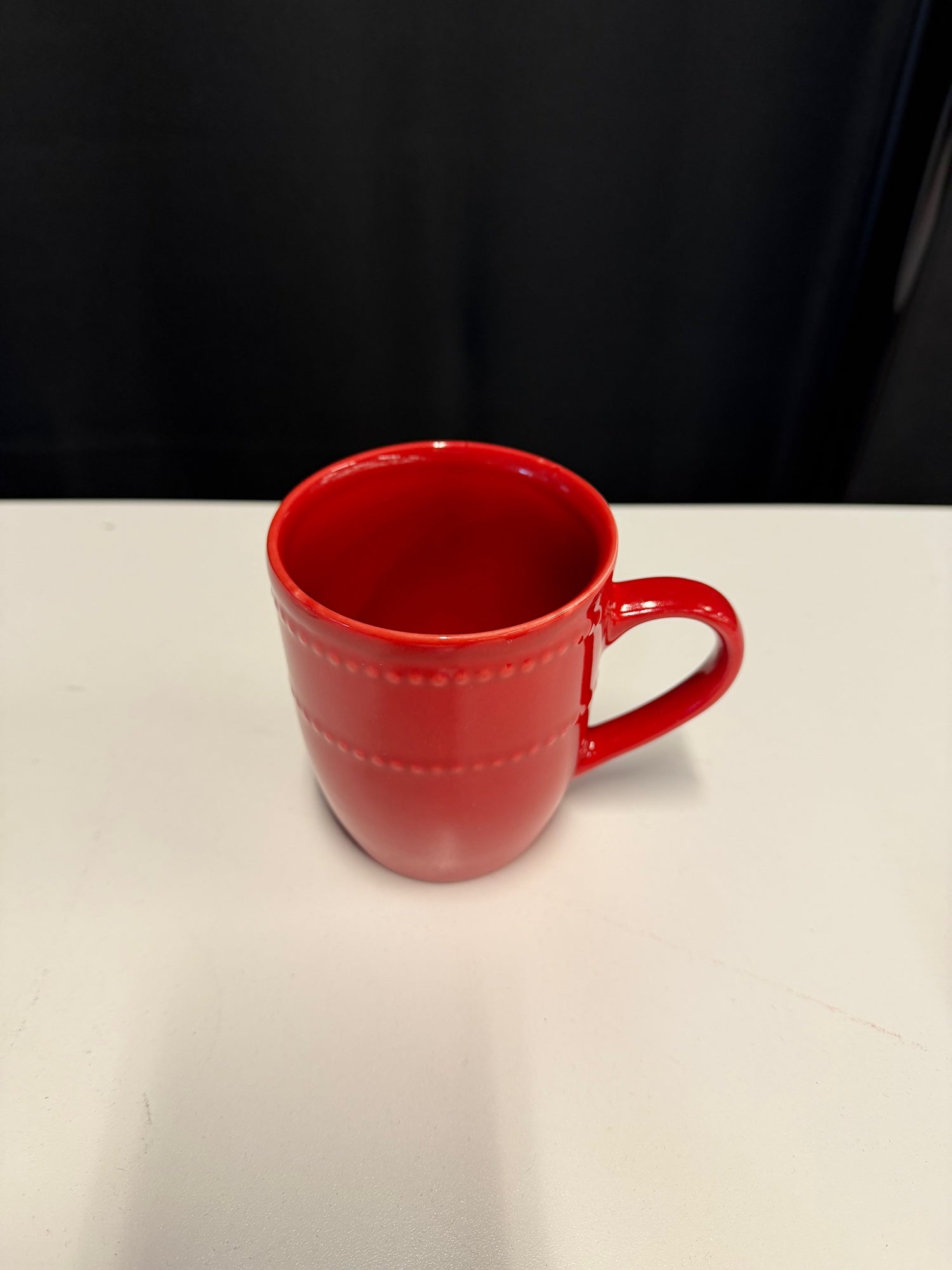 Red Dotted Royal Norfolk Mug in Stoneware