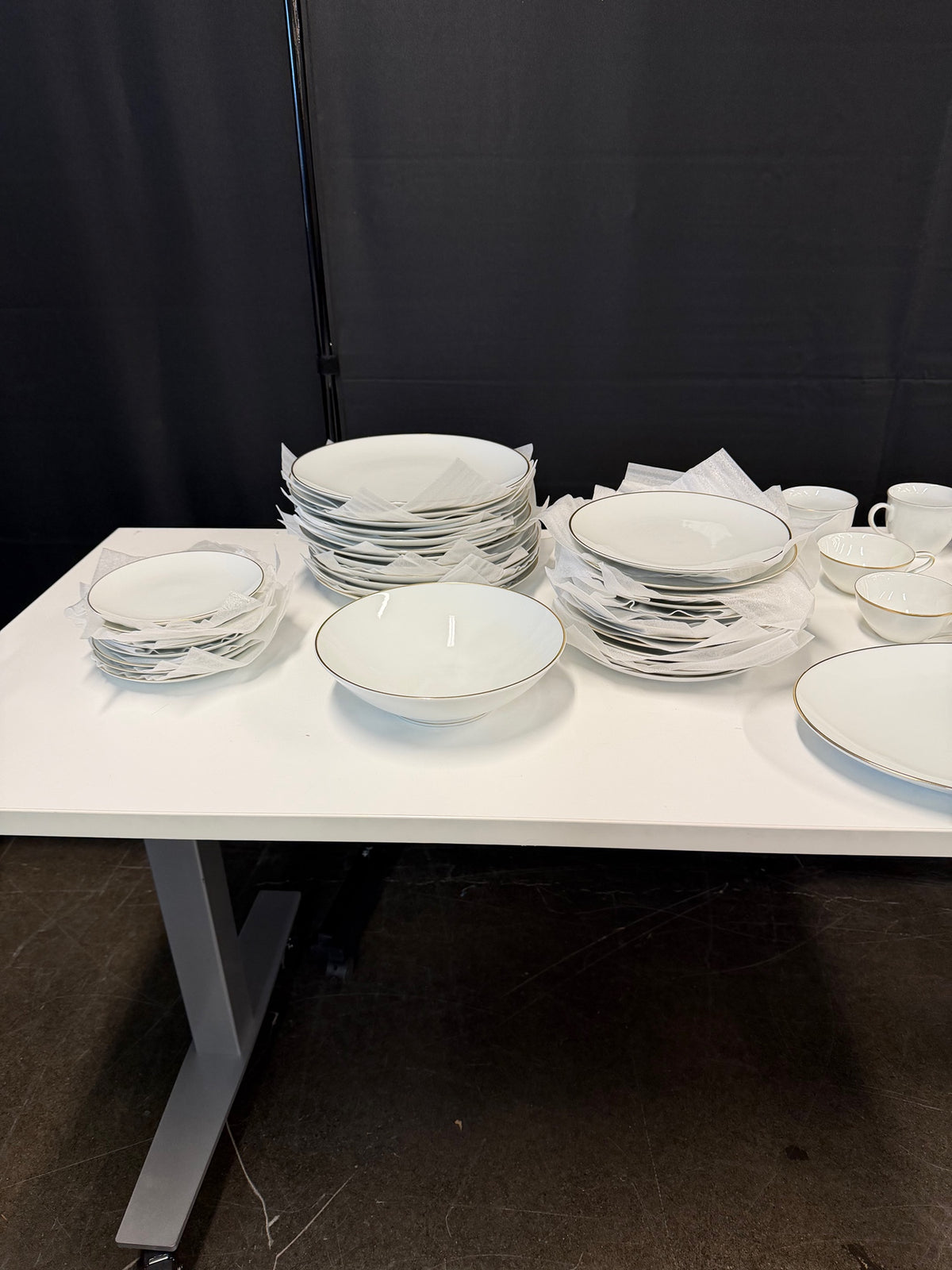 Noritake Caprice White Gold Trim Dinnerware Set | 58 Pieces