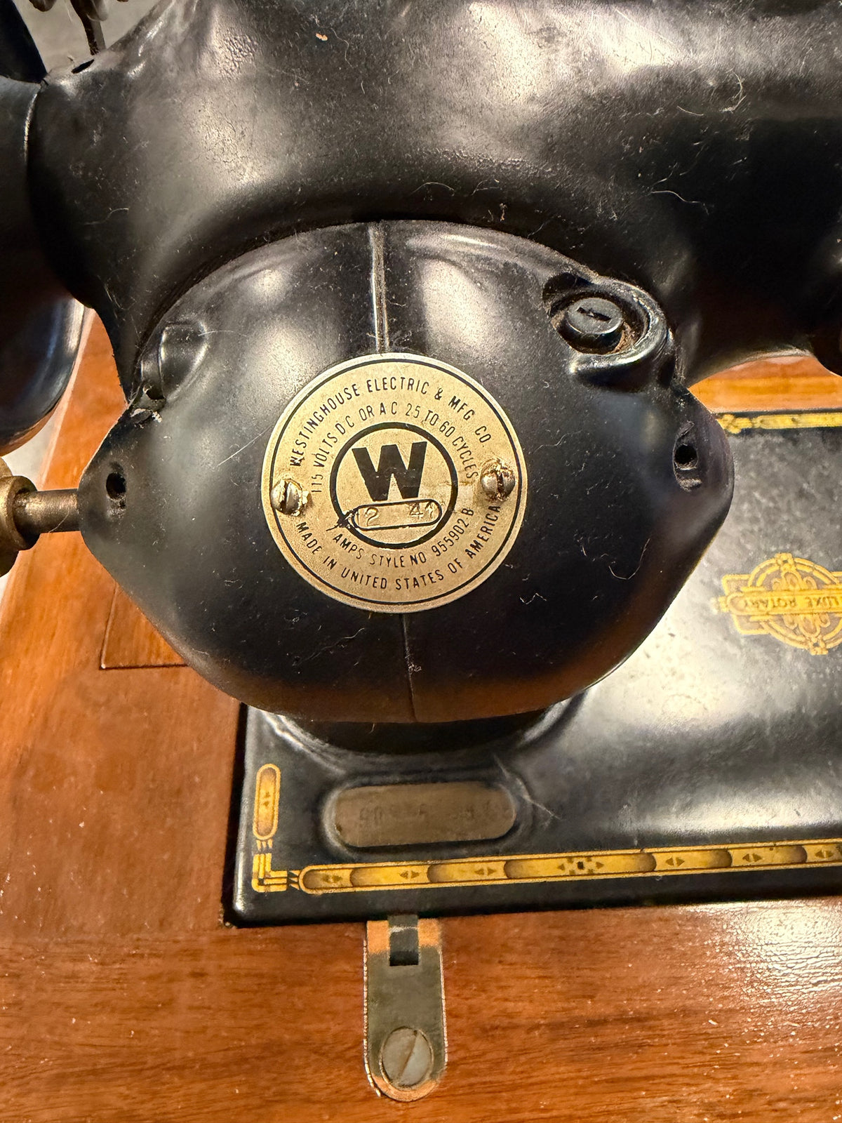 Free Westinghouse Black Vintage Sewing Machine in Wood Cabinet