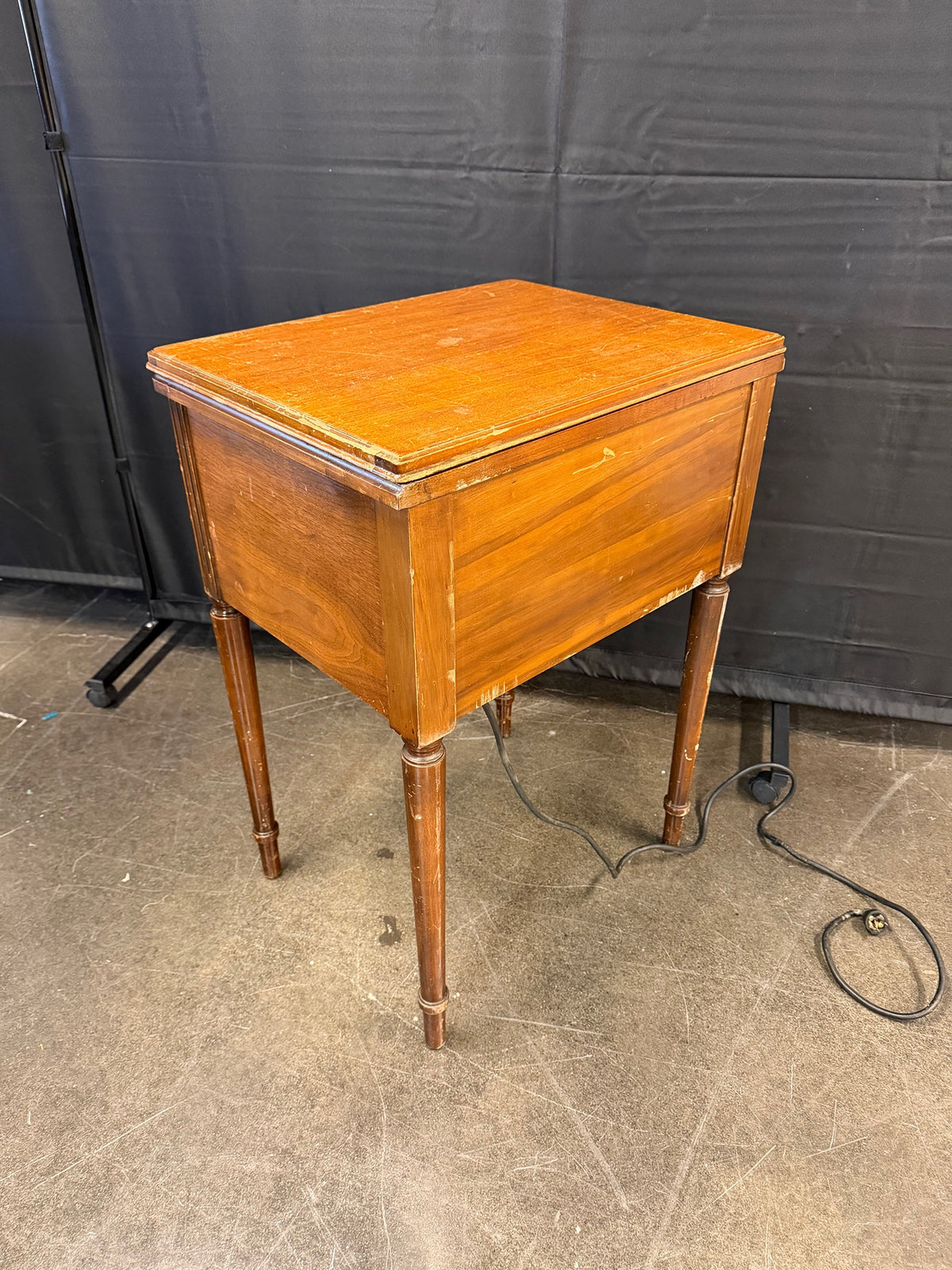 Free Westinghouse Black Vintage Sewing Machine in Wood Cabinet