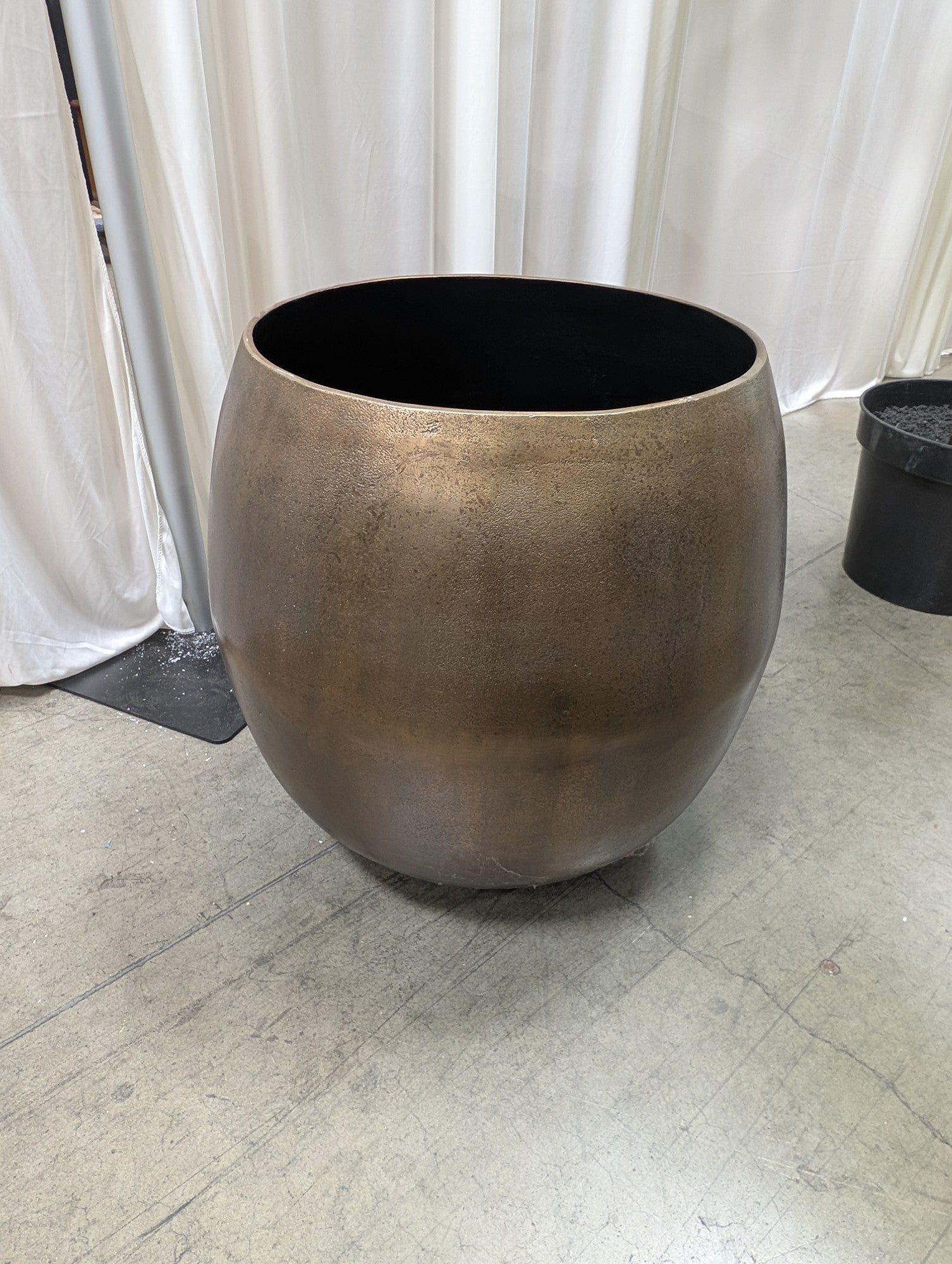 Large Rounded Metallic Garden Planter in Textured Bronze