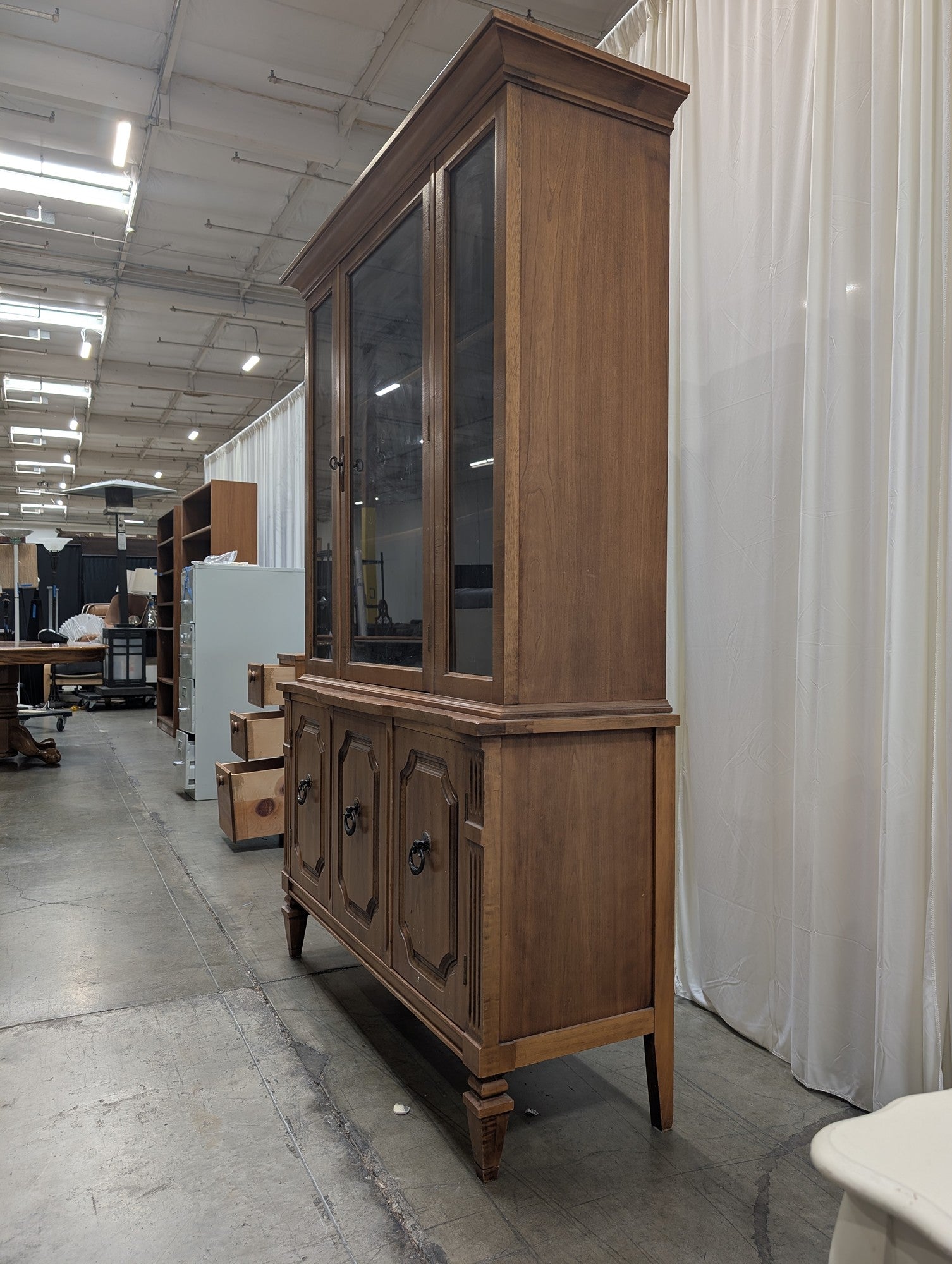 Traditional Wood China Cabinet with Glass Doors