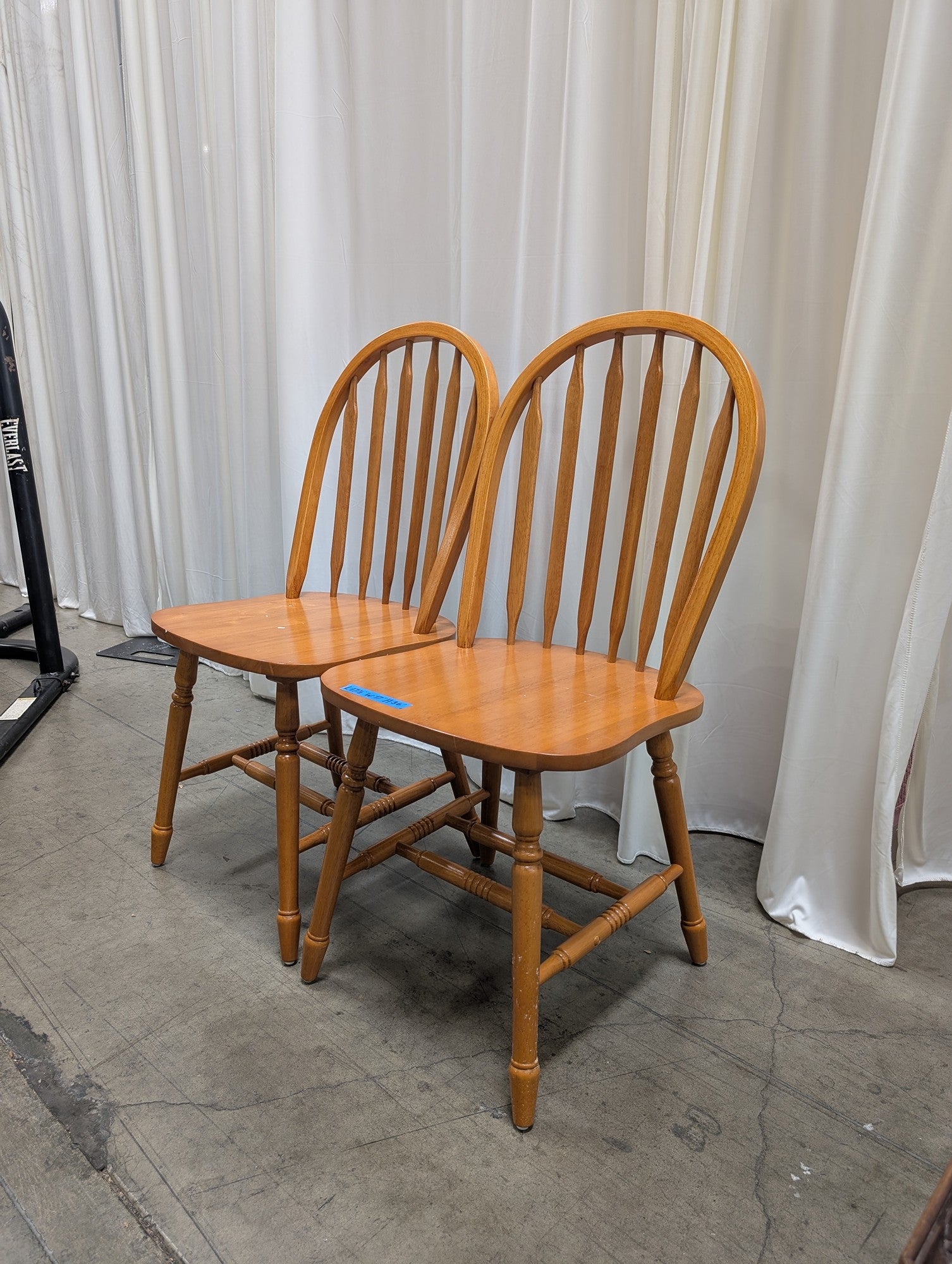 Pair of Wooden Windsor Chairs in Oak