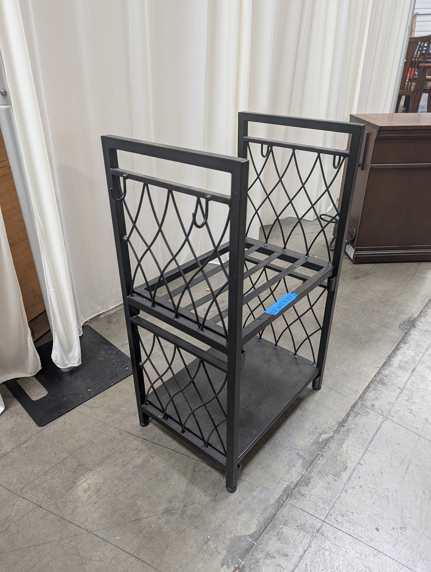 Black Metal Decorative Storage Rack with Hooks