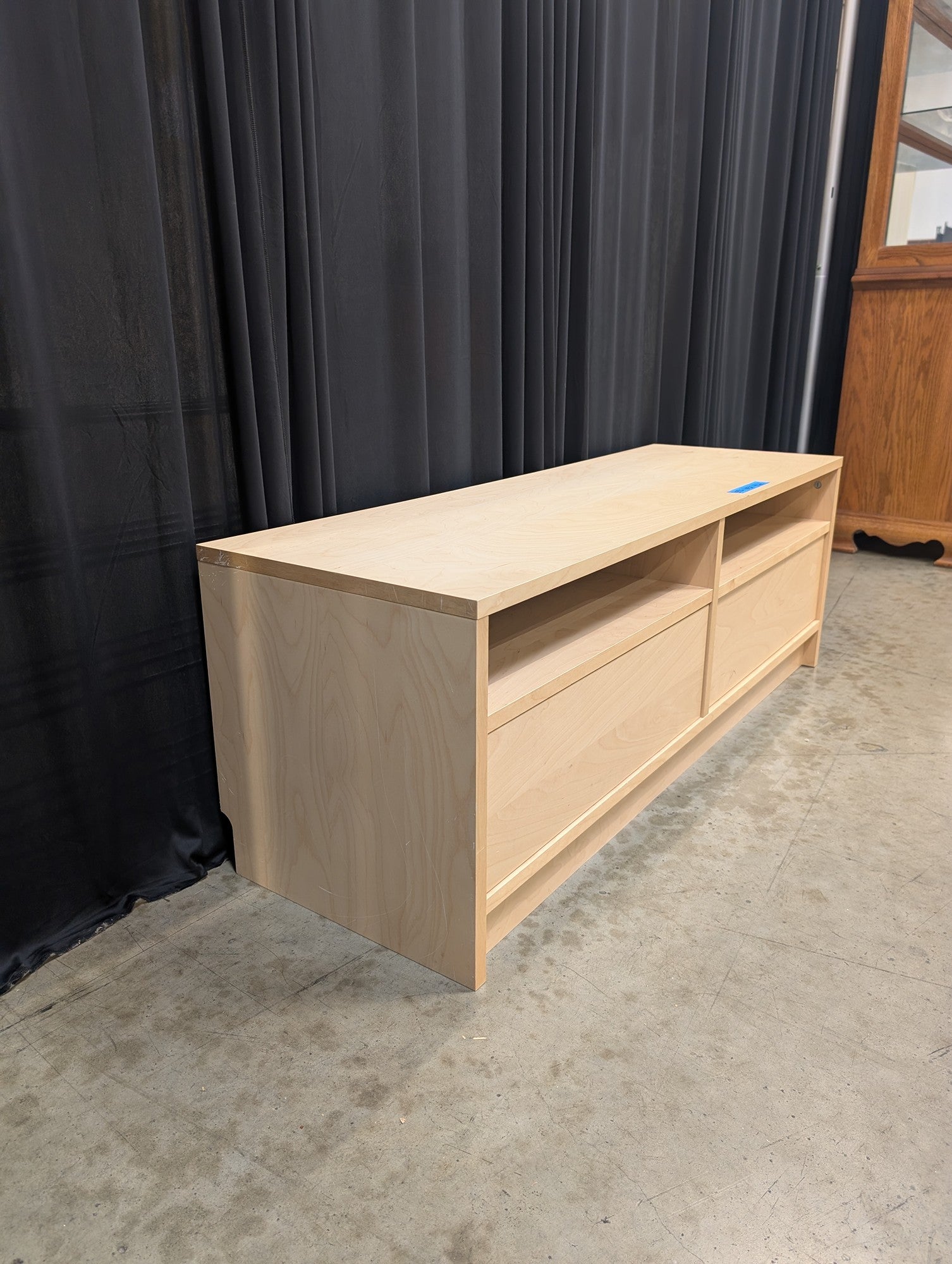 Light Wood Veneer TV Stand with Drawers