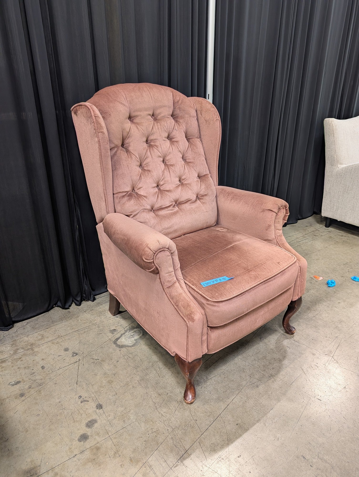 Dusty Rose Velvety Wingback Recliner