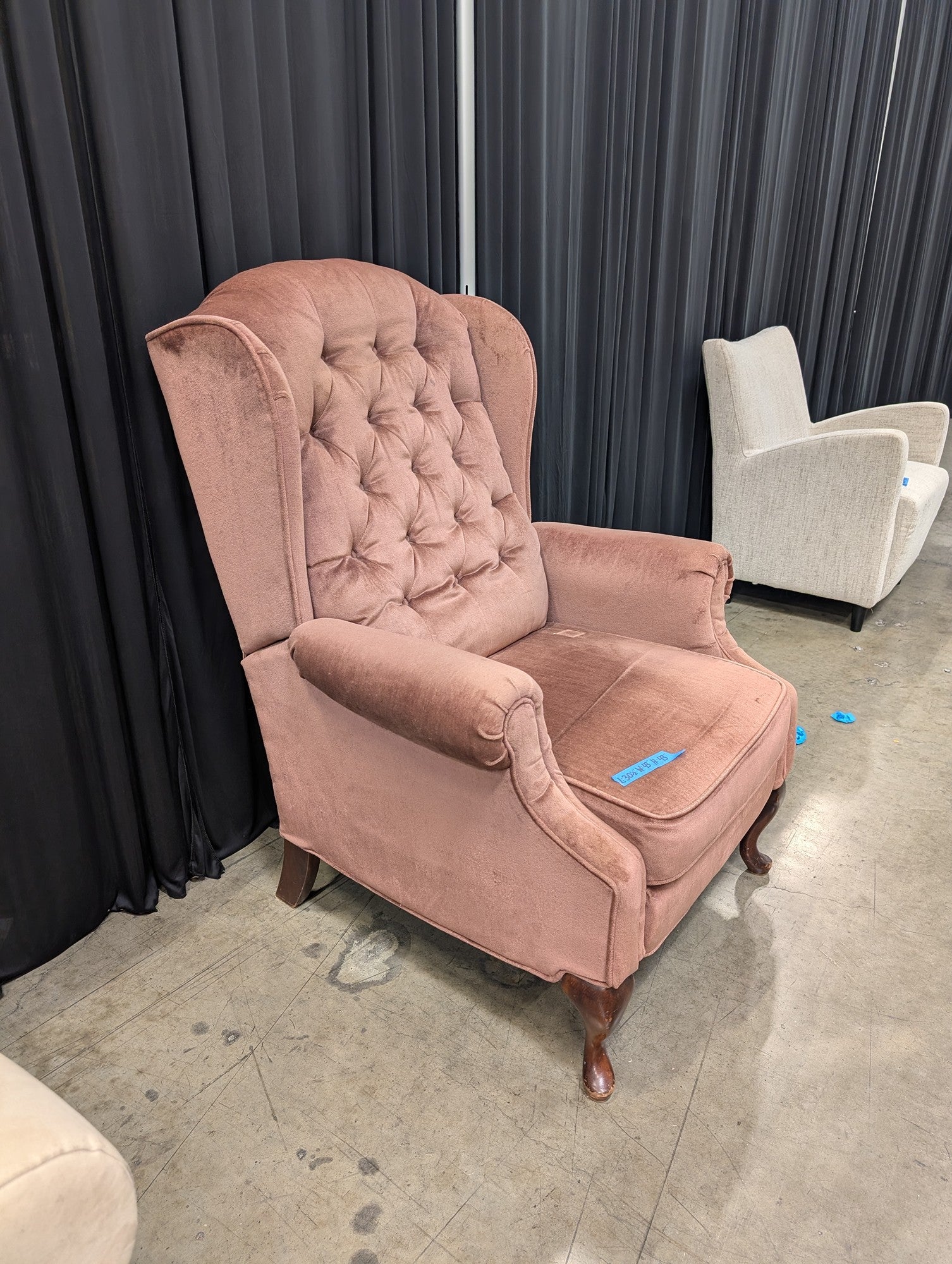 Dusty Rose Velvety Wingback Recliner