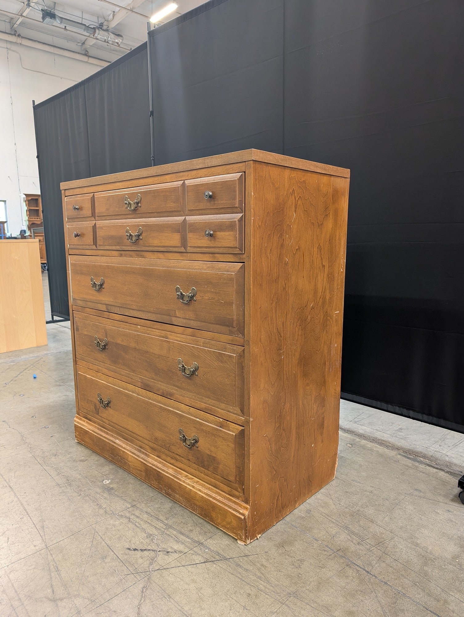 Traditional Brown Wood Chest of Drawers with Ornate Pulls