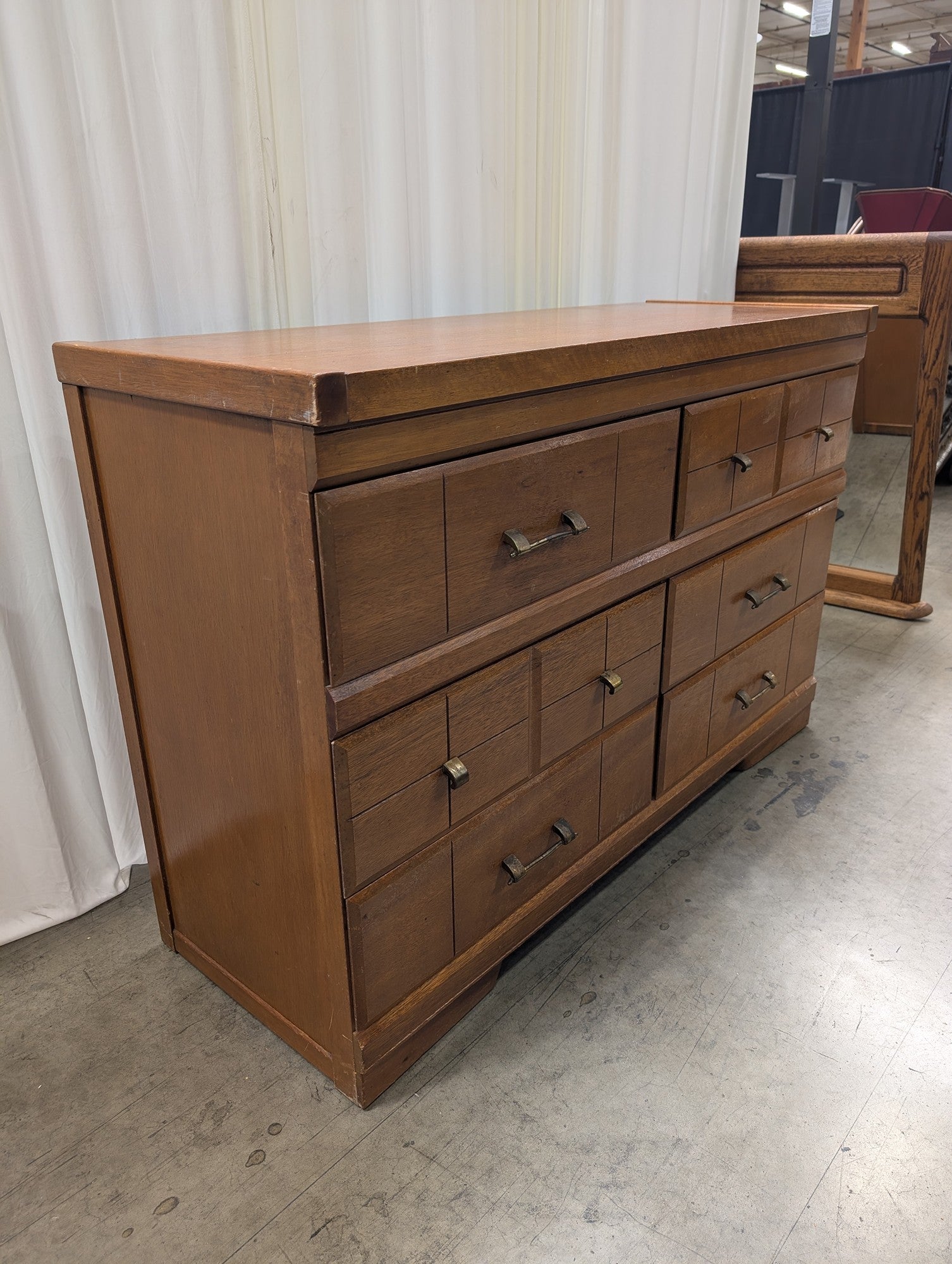 Harmony House Mid-Century Eight-Drawer Dresser in Wood