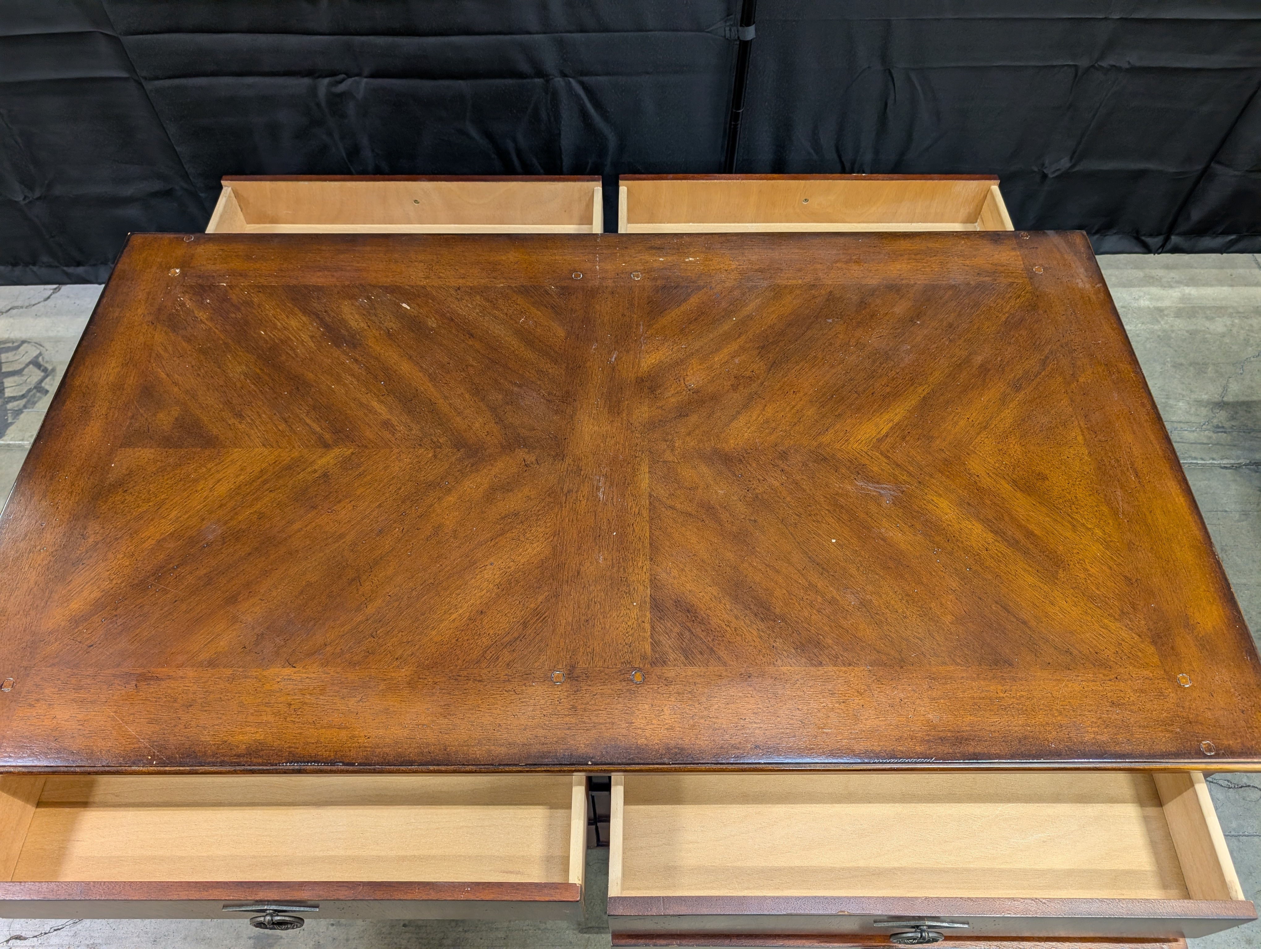 Traditional Hardwood Coffee Table with eight Storage Drawers