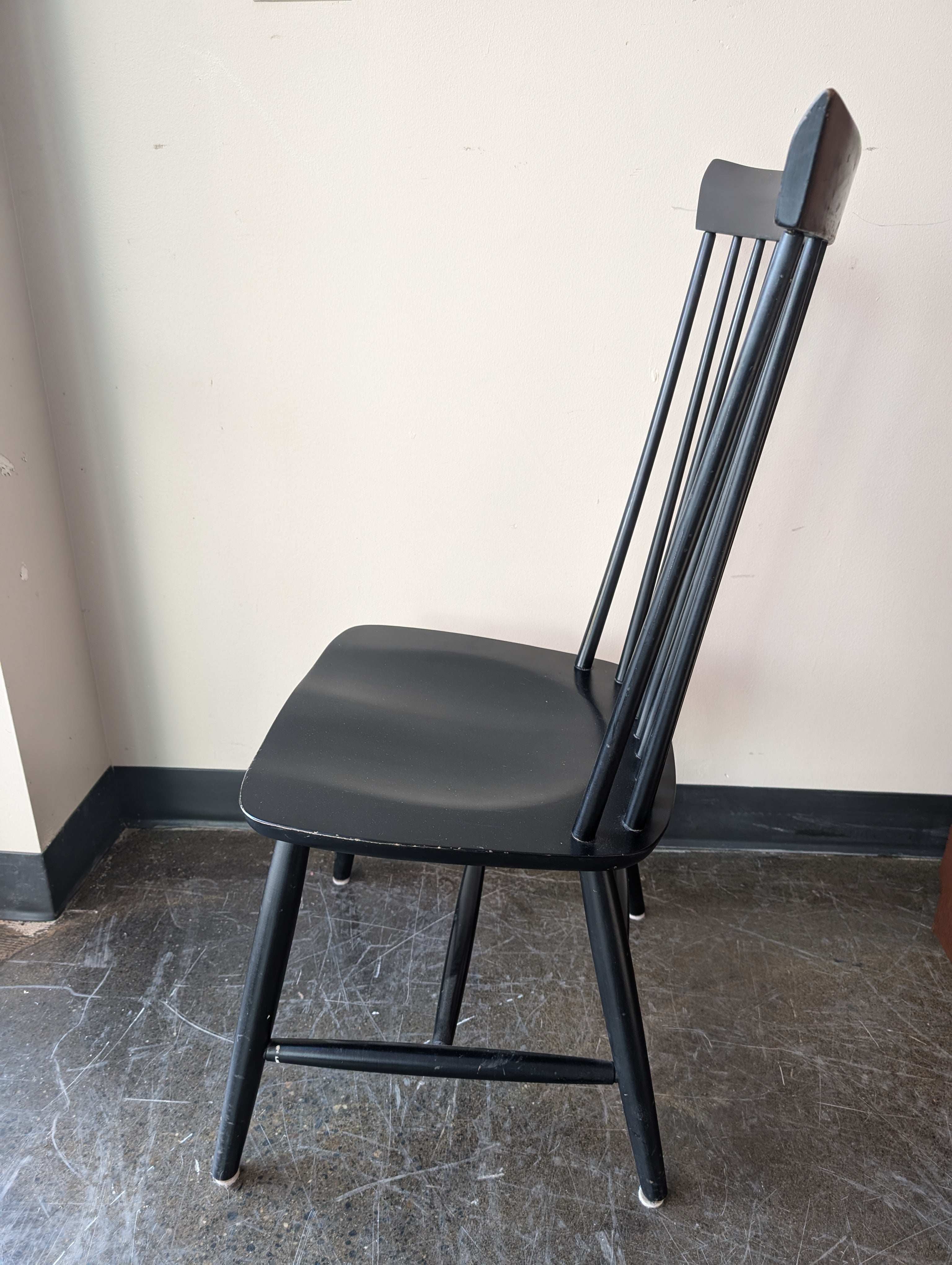 Set of four- Classic Black Spindle Back Windsor Chair