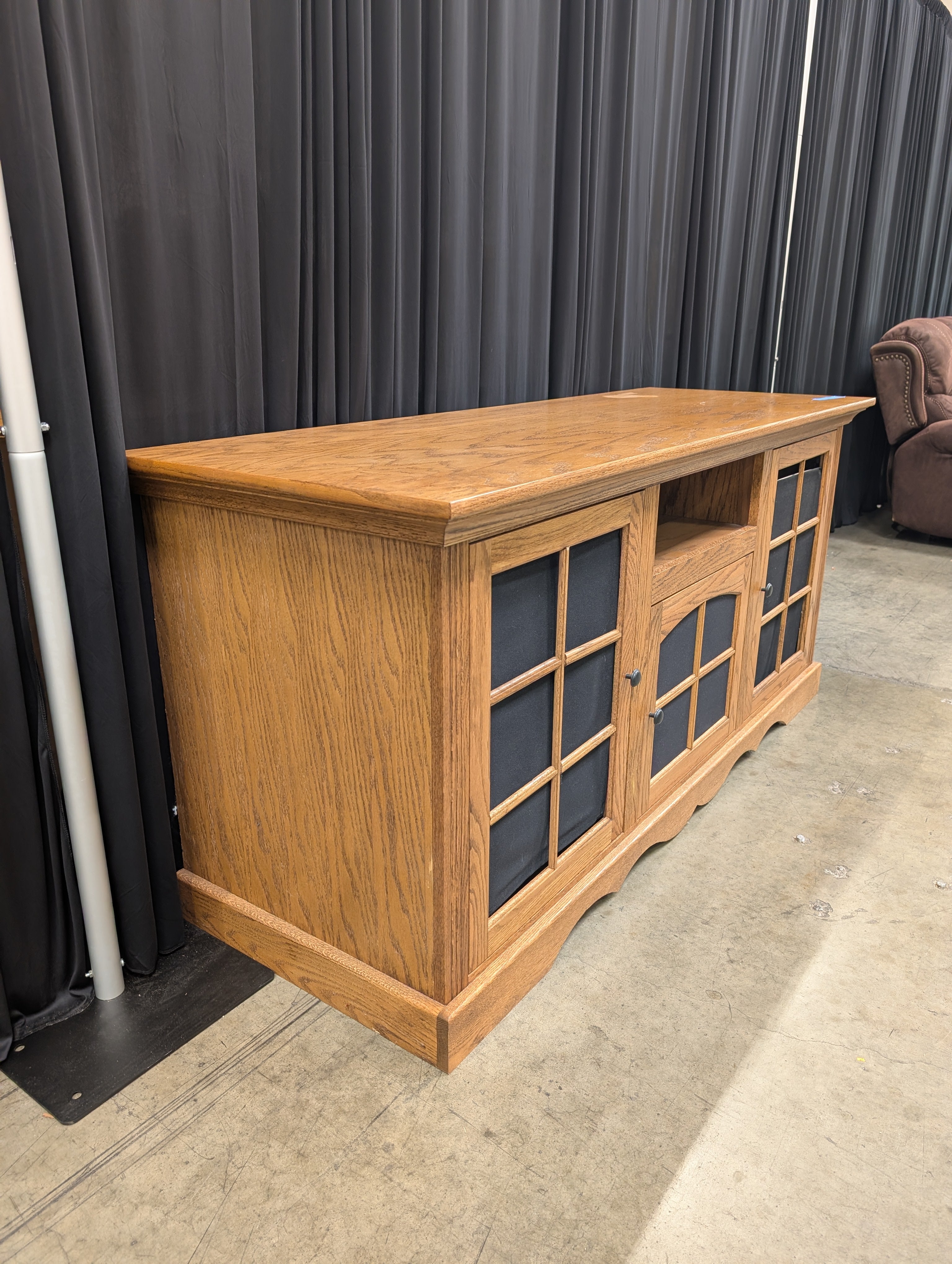Large Oak Tone Wood TV Stand