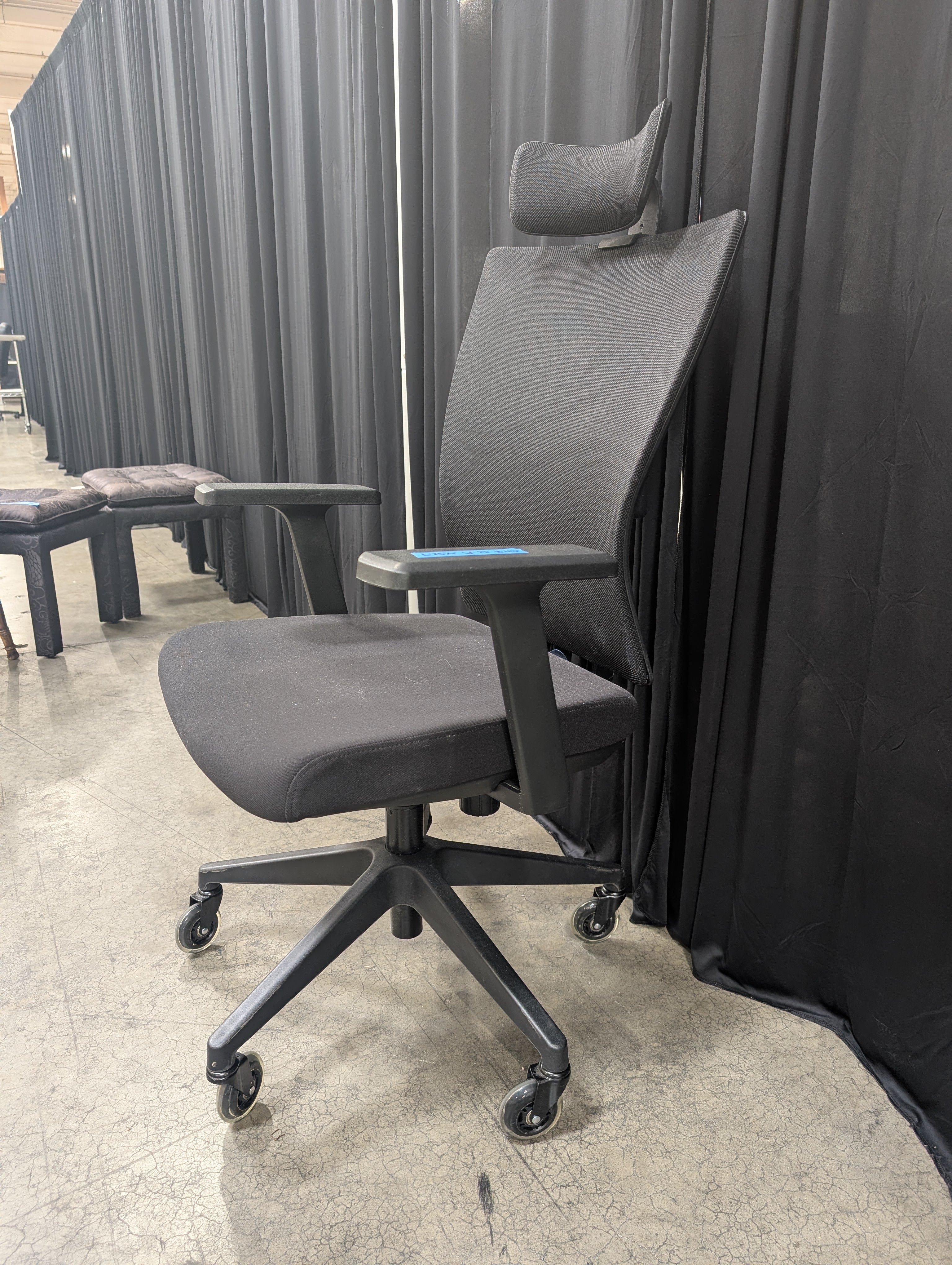 Black Mesh Ergonomic Office Chair with Headrest