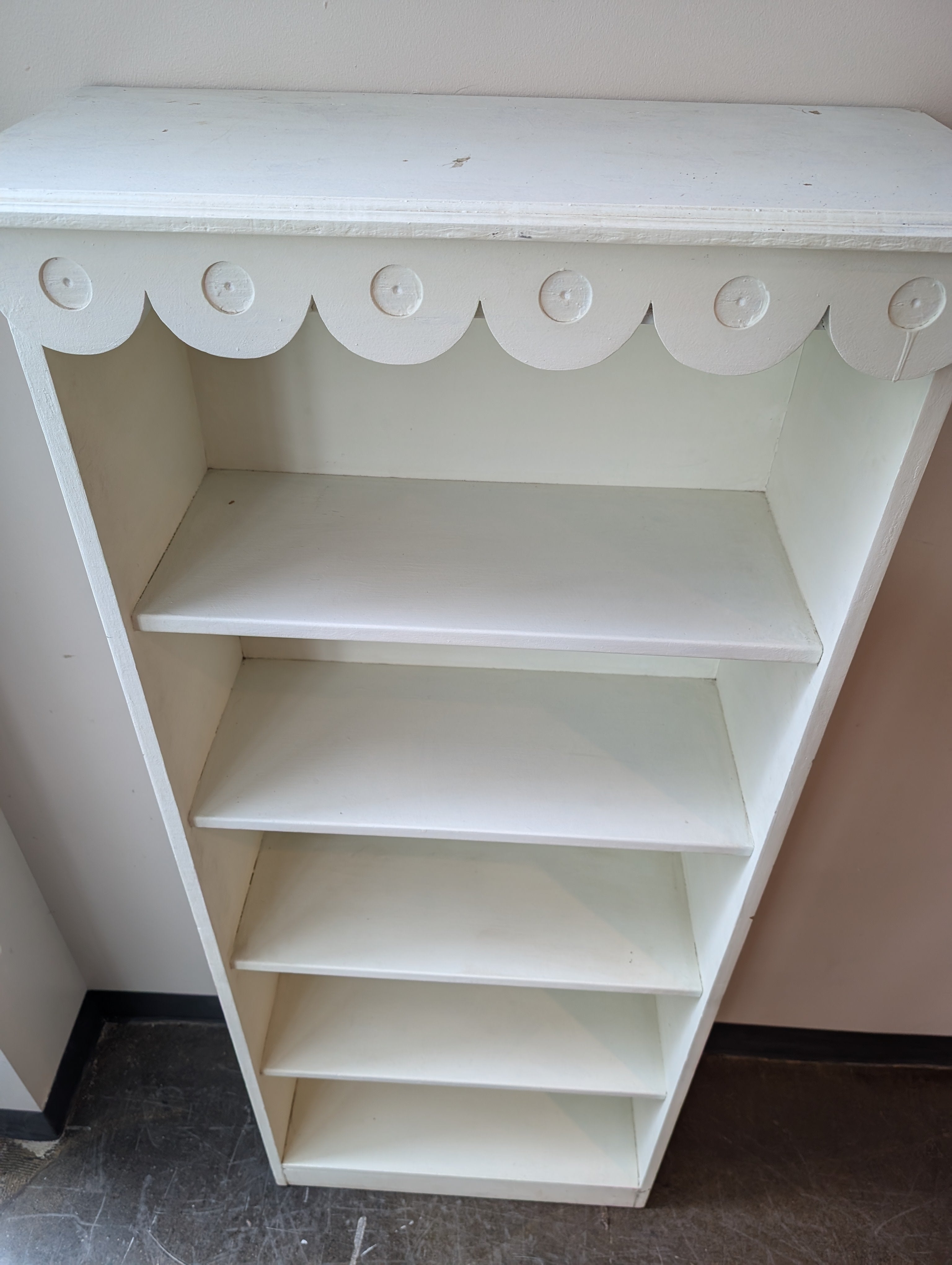 Charming Scalloped Top Five-Shelf Bookcase
