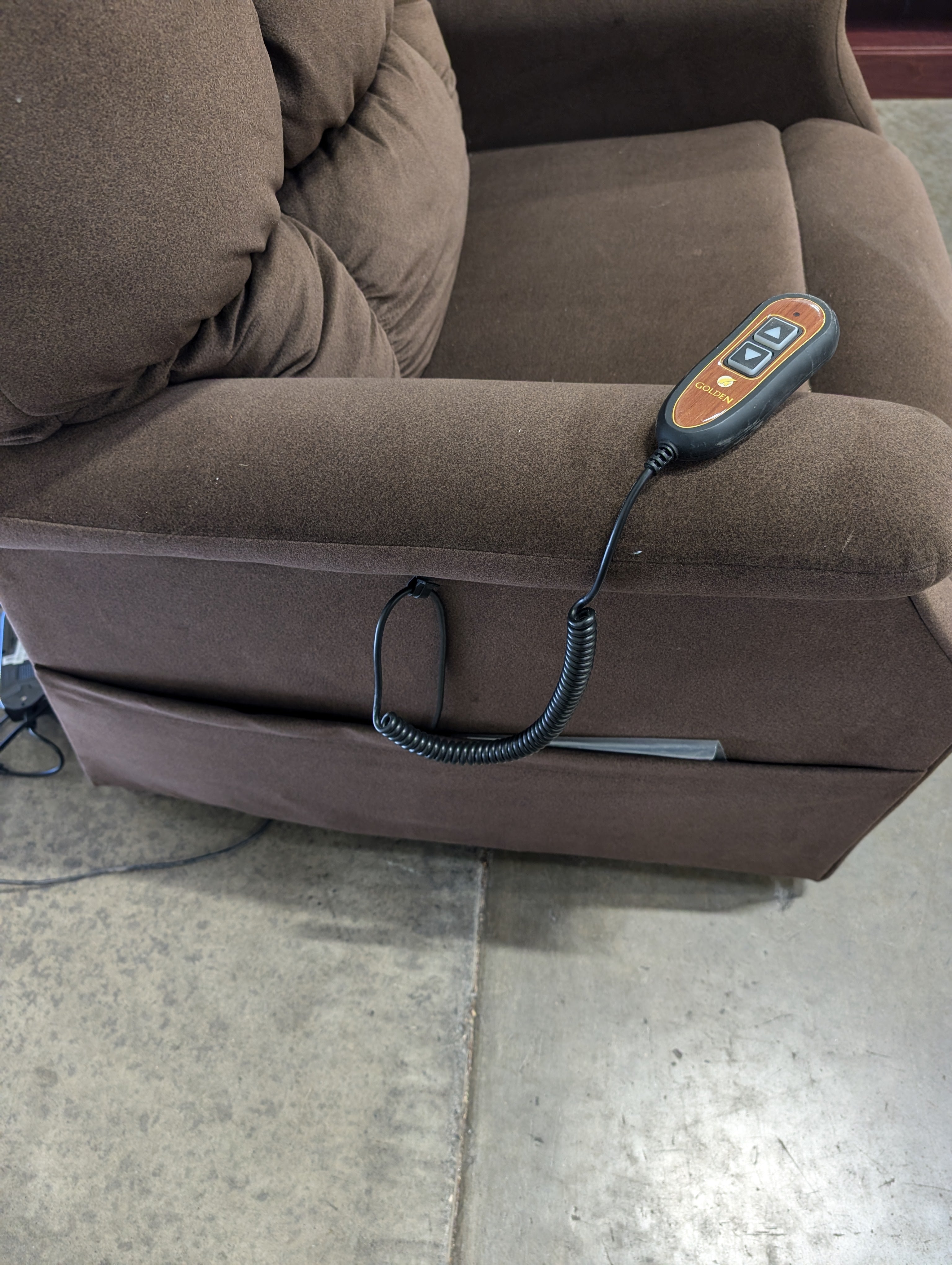 Comfortable Brown Fabric Recliner Chair