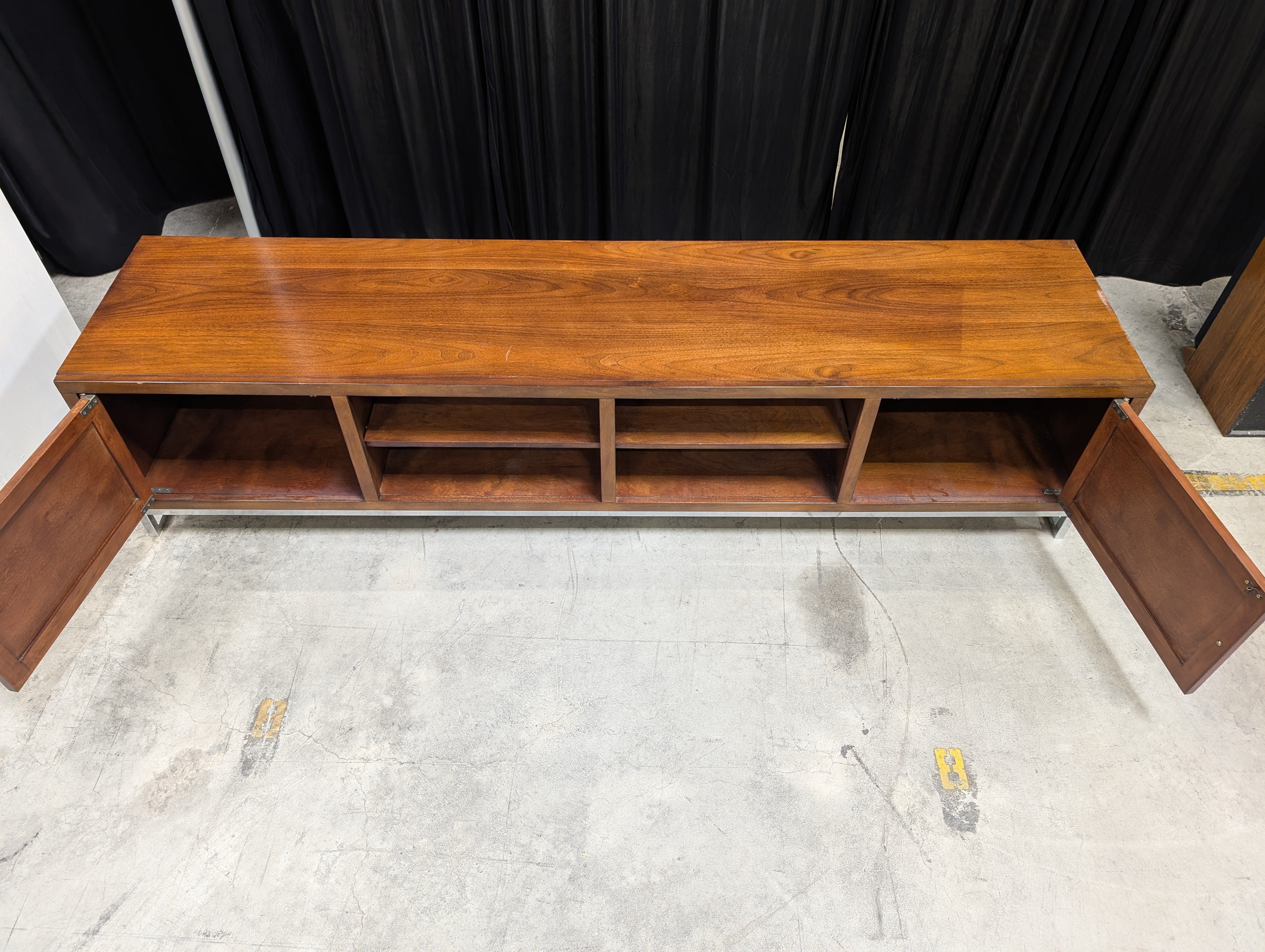 Dark Brown Wood Modern TV Stand with Cabinets