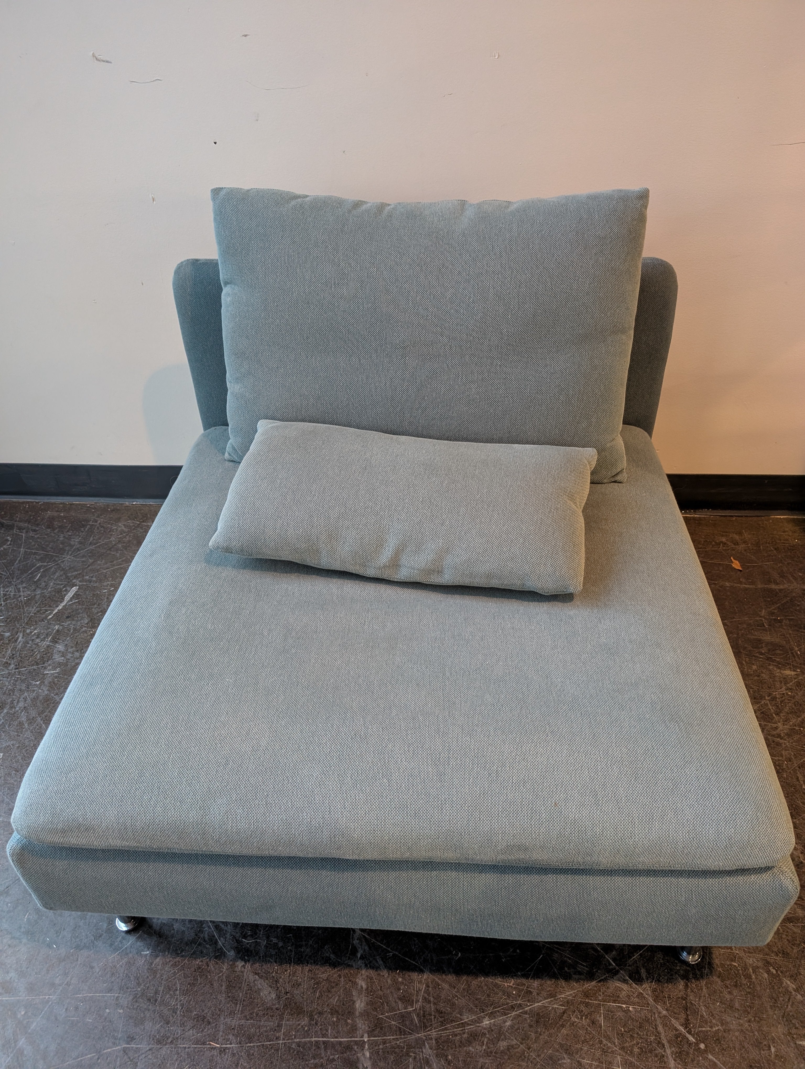 Contemporary Light Blue Fabric Chaise Lounge Chair