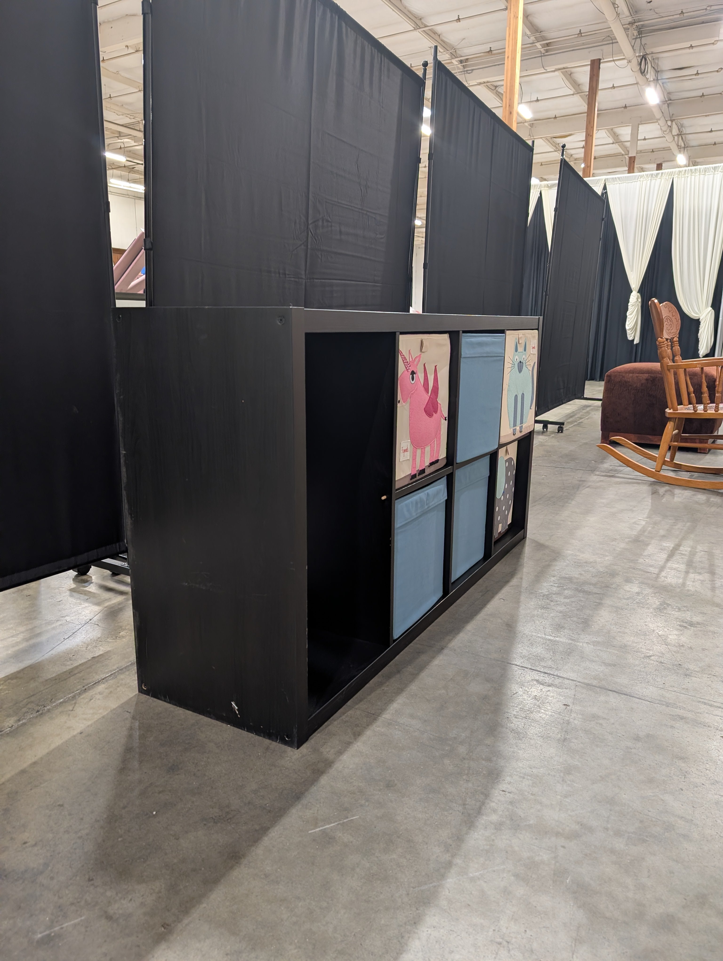 Black seven-Cube Storage Bookcase