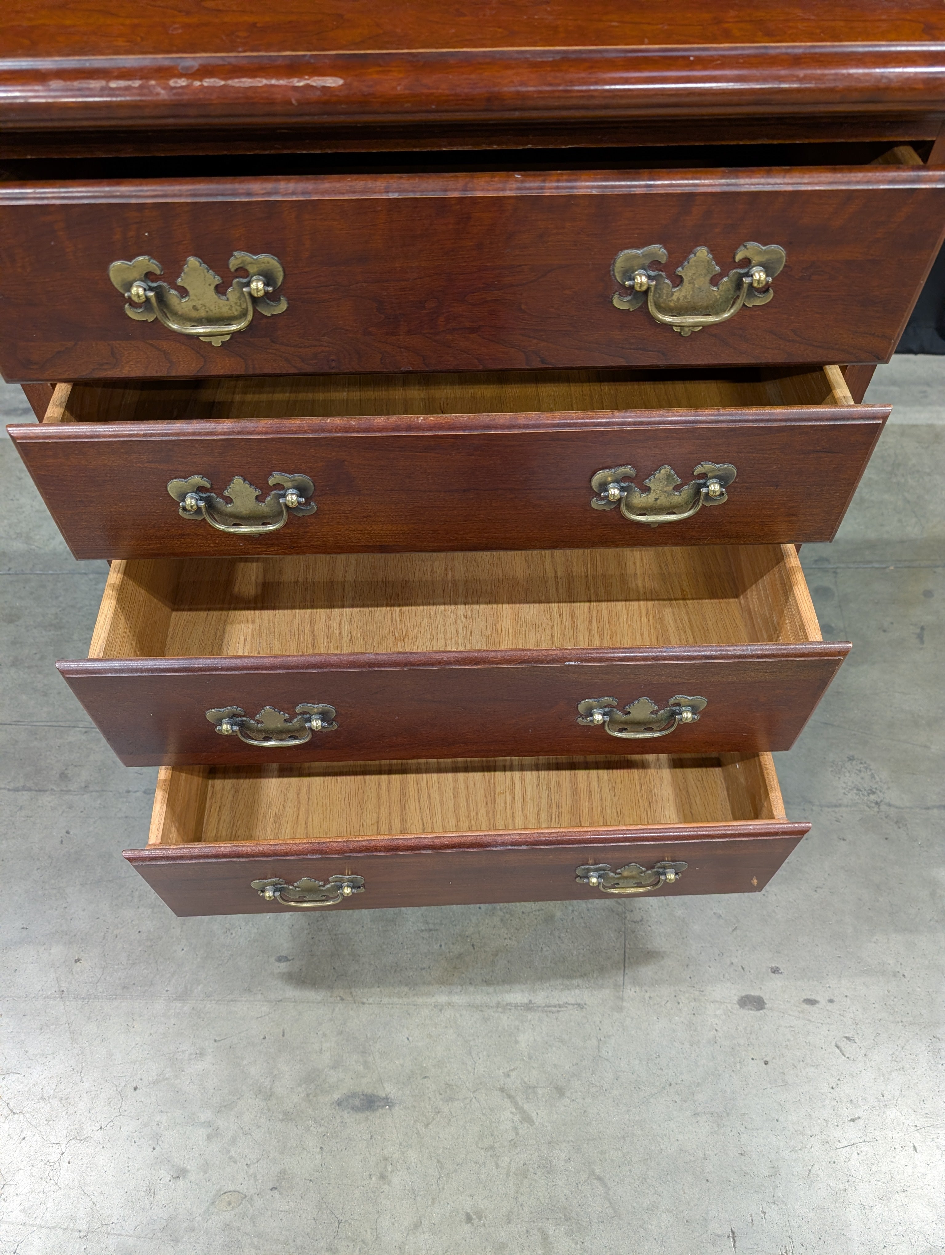 Traditional Cherry Tone Four Drawer Accent Chest Nightstand