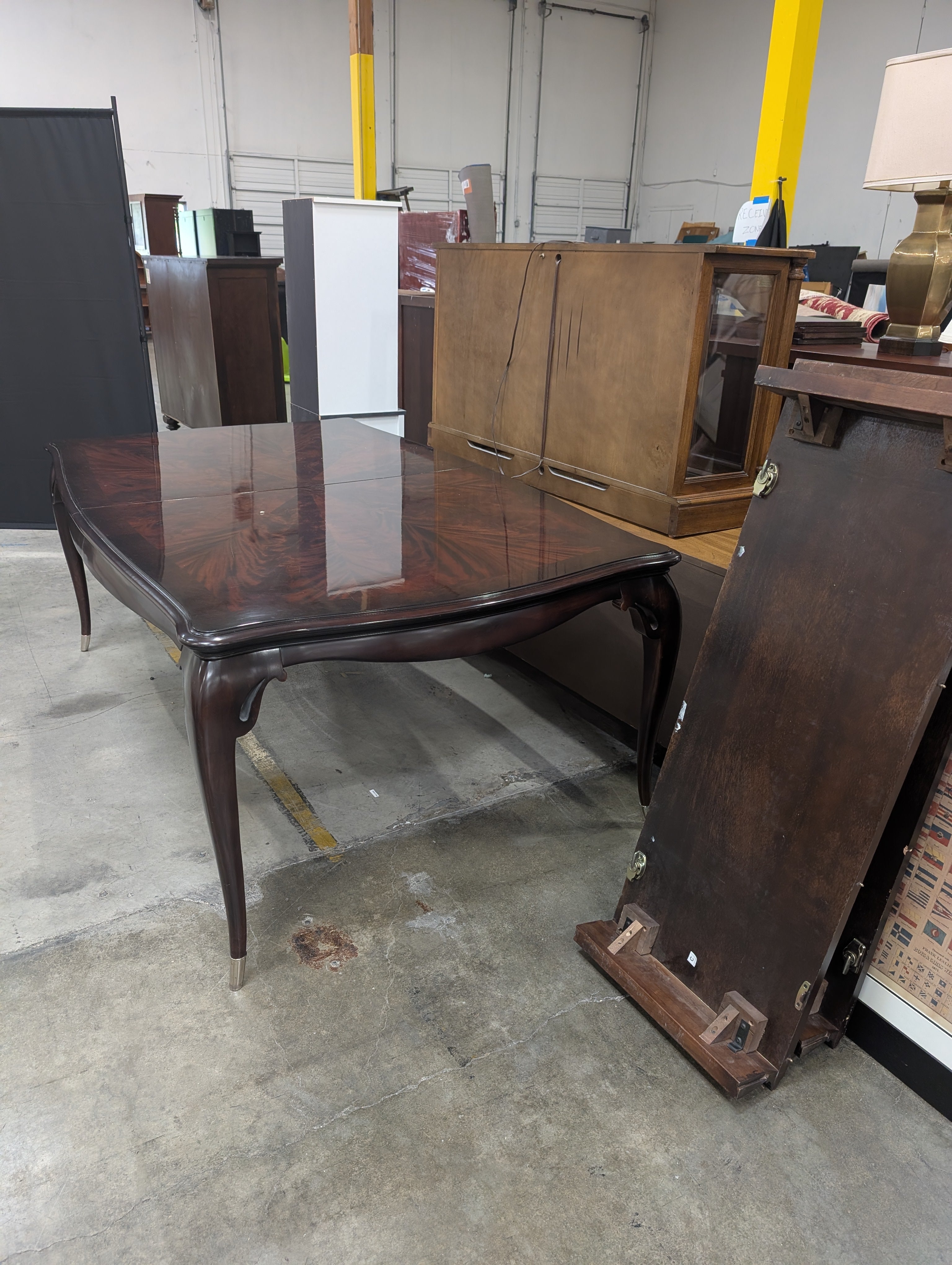 Dining Table in Dark Wood with Two leaves