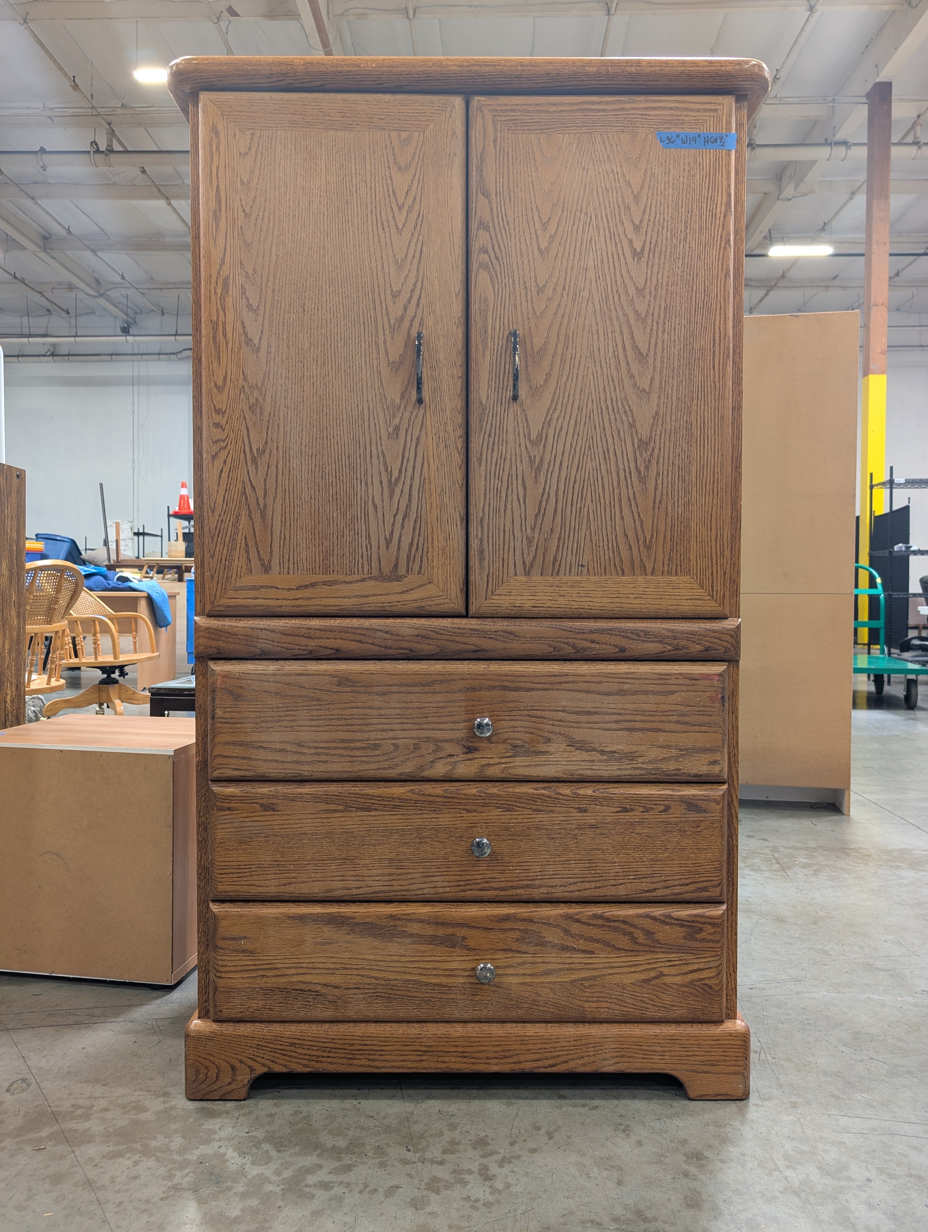 Traditional Oak Storage Cabinet with Drawers