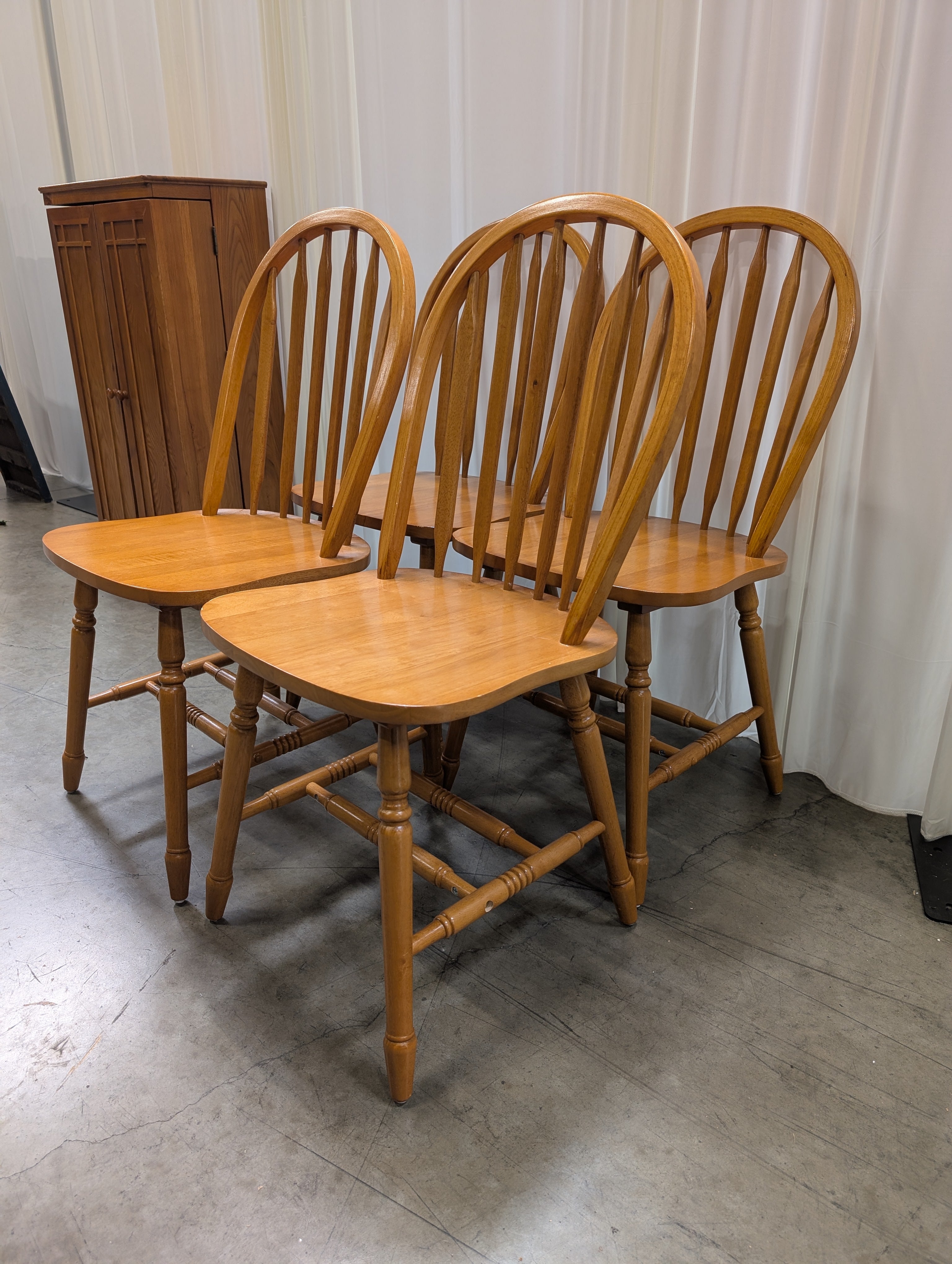 Arrow-Back Windsor-Style Dining Chairs