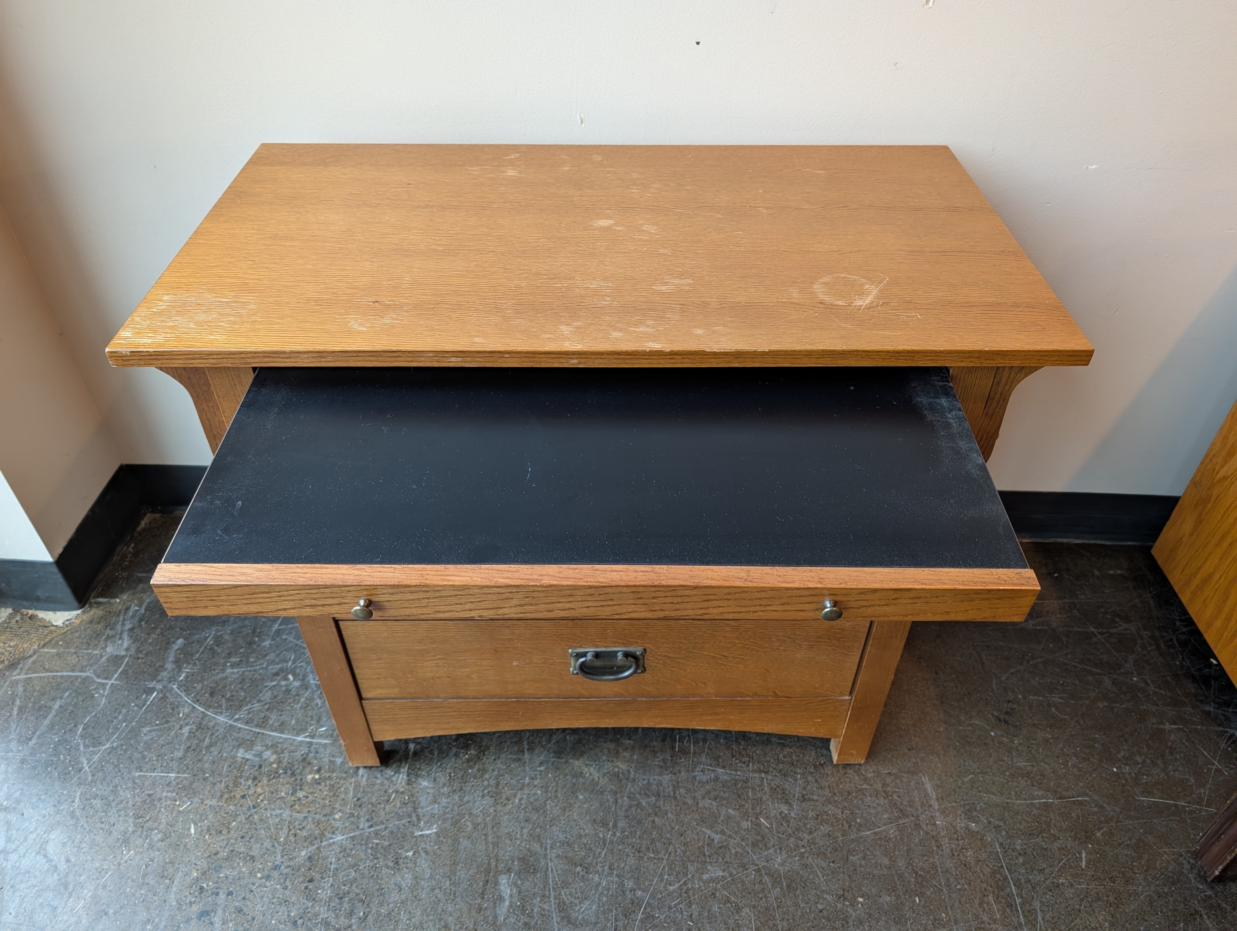 Sturdy Mission Style Oak Wood Bassett Chest of Drawers