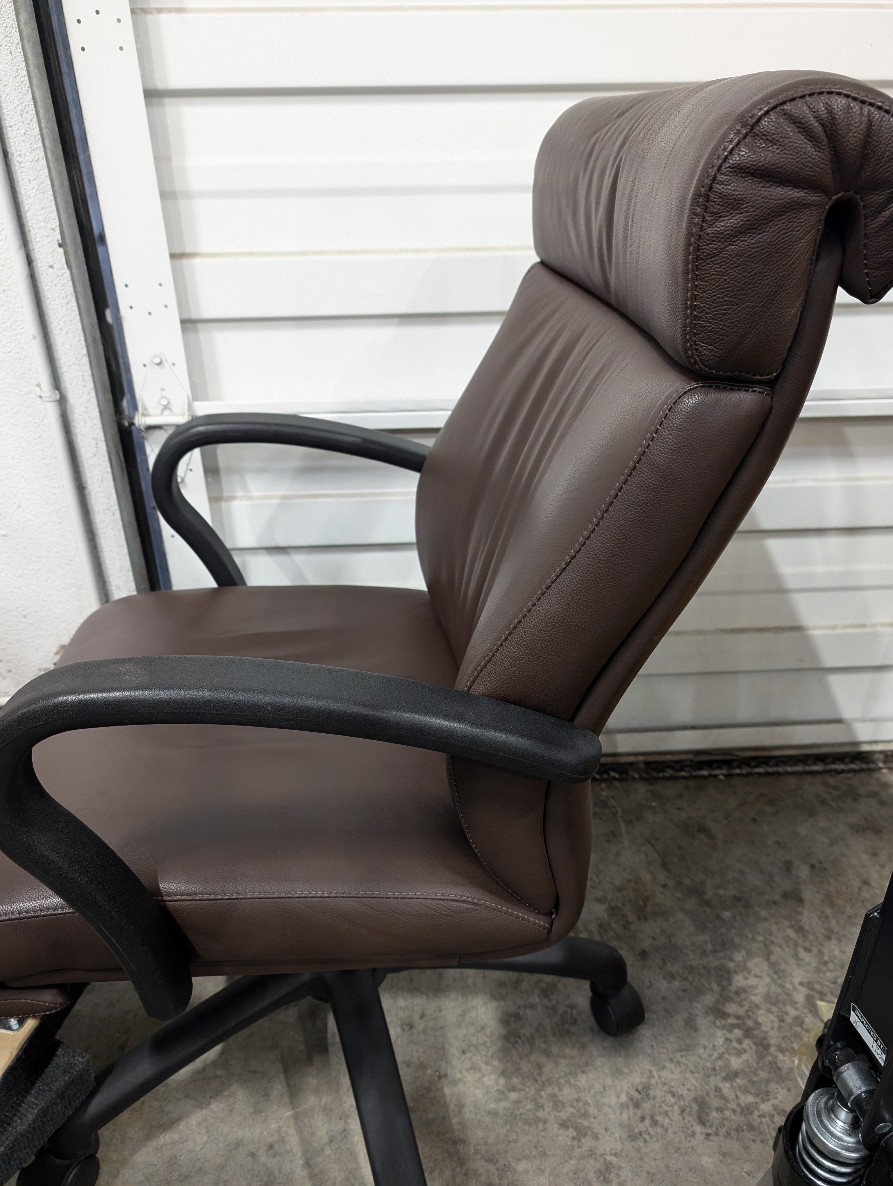 Warehouse sale-- Brown Upholstered Swivel Office Chair with Armrests