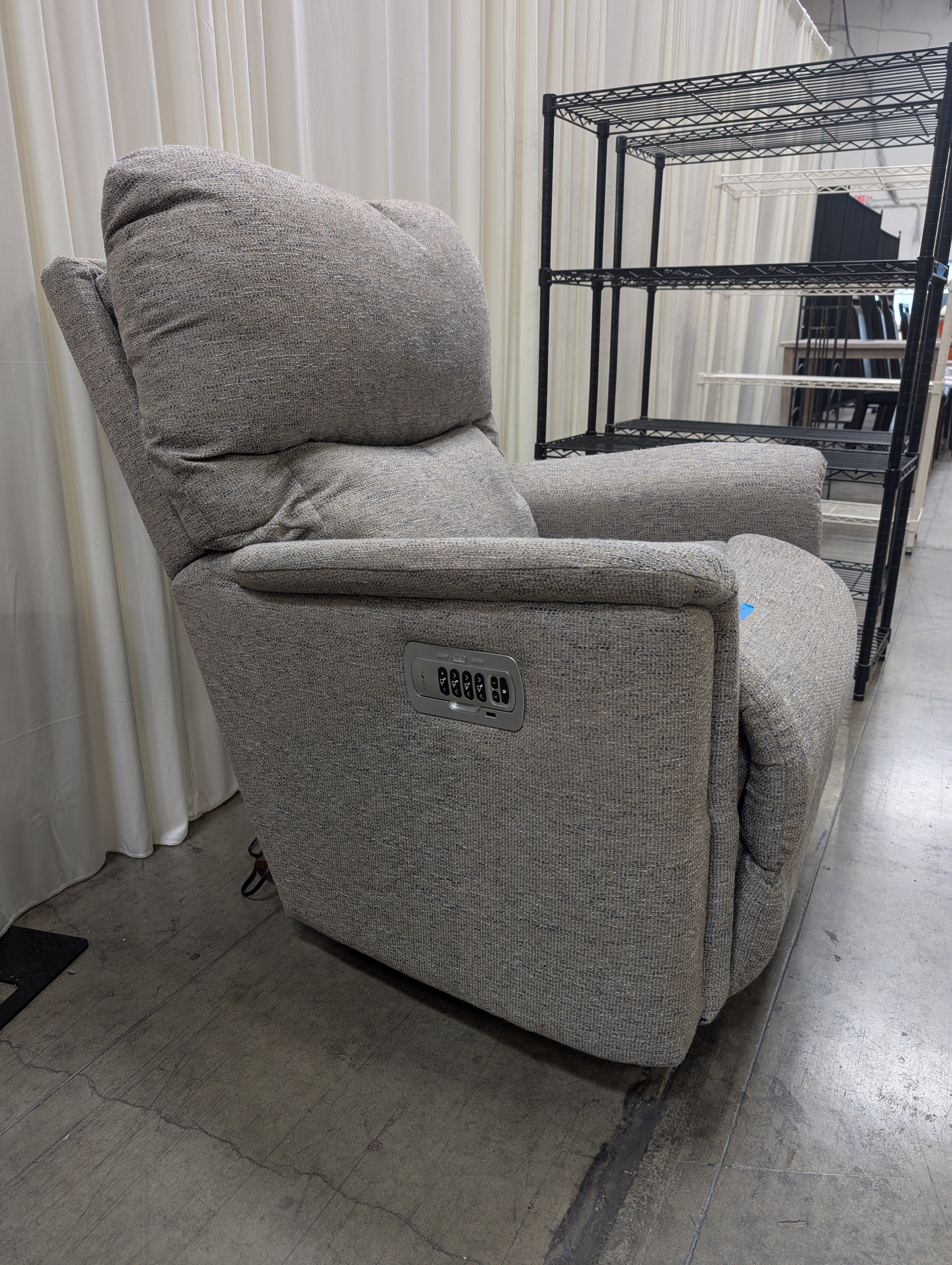 LaZboy Power Recliner in Grey Fabric